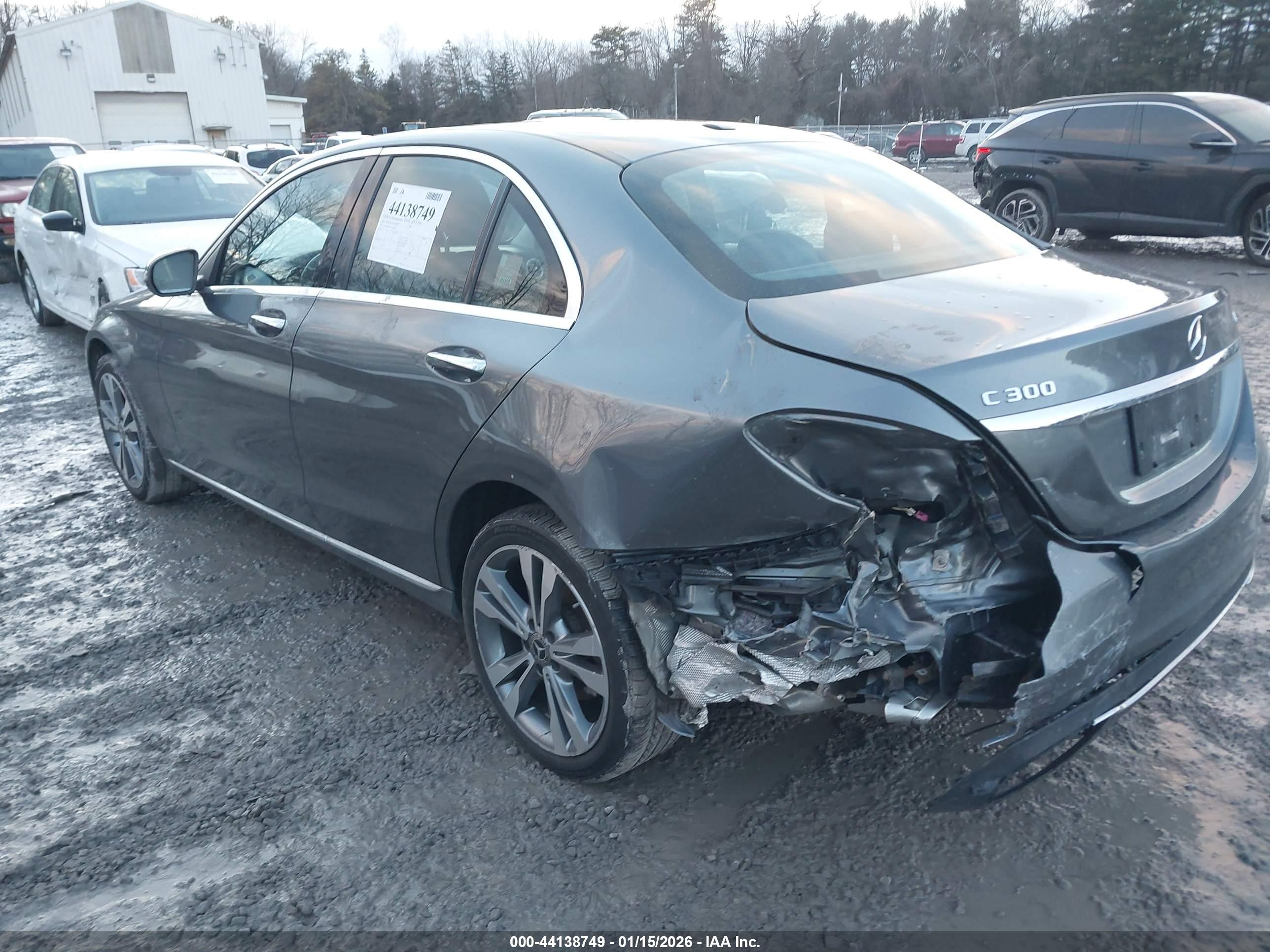 MERCEDES-BENZ C image 3