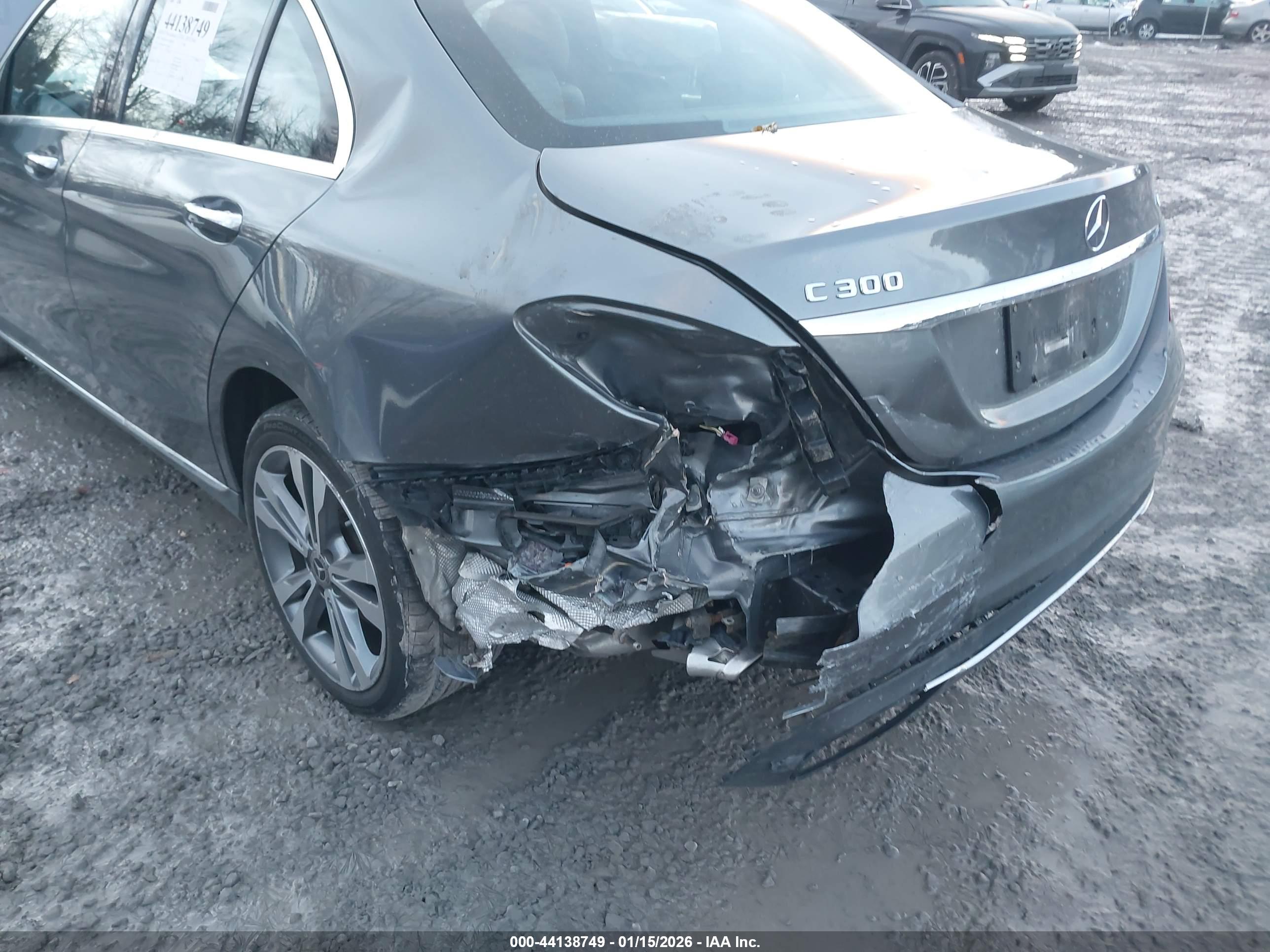 MERCEDES-BENZ C image 6