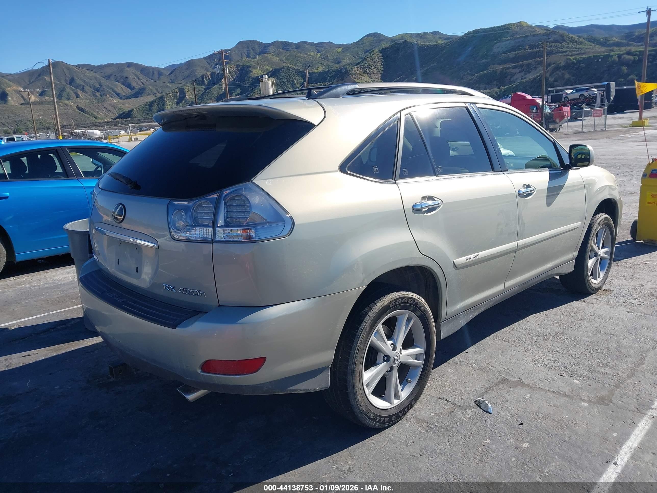 LEXUS RX image 4