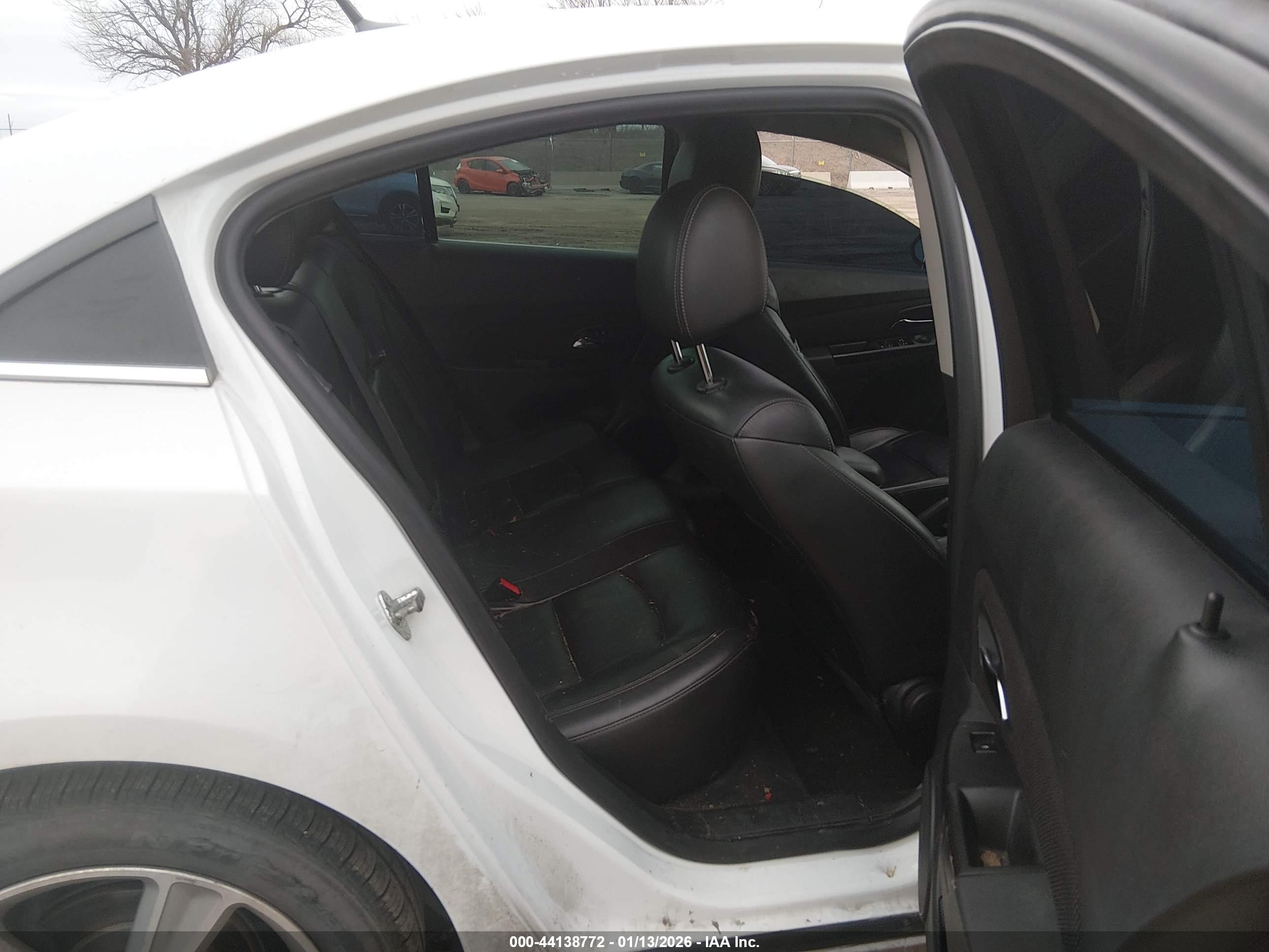 CHEVROLET CRUZE image 8