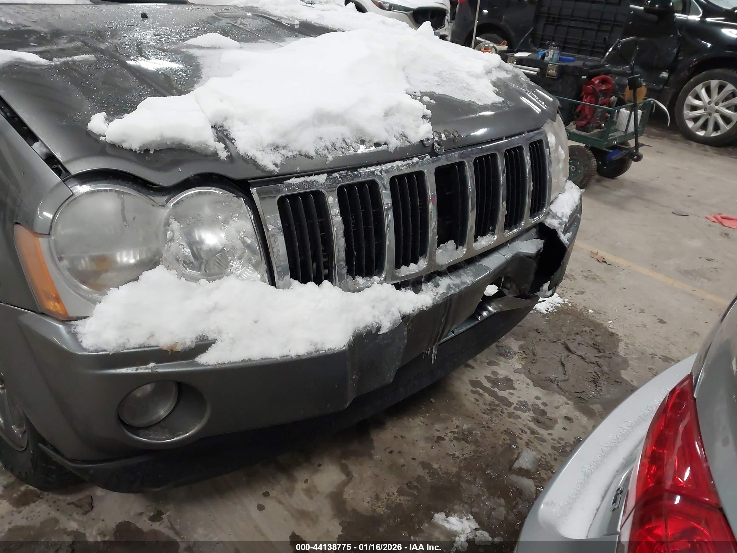 JEEP GRAND image 6