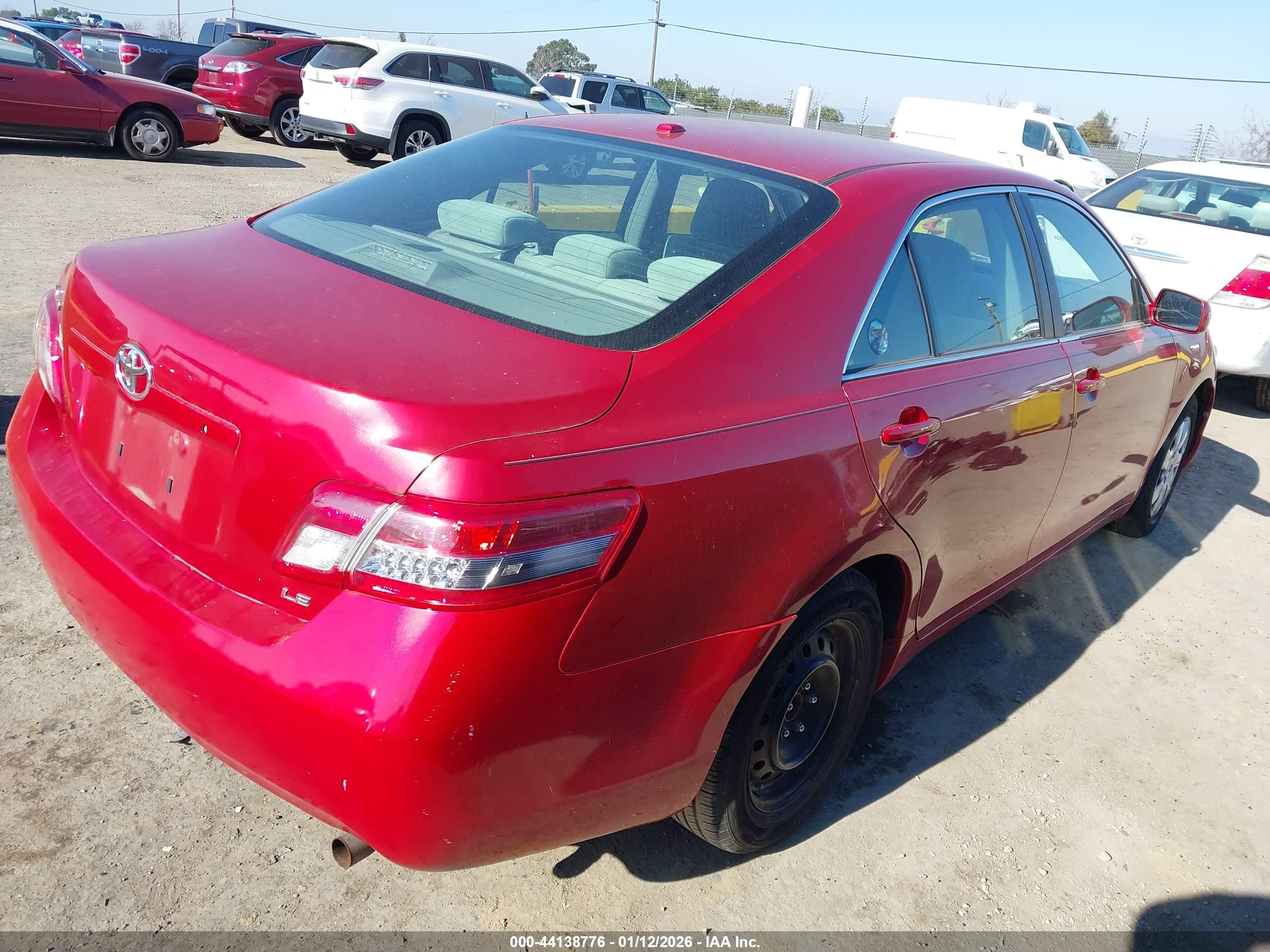 TOYOTA CAMRY image 4