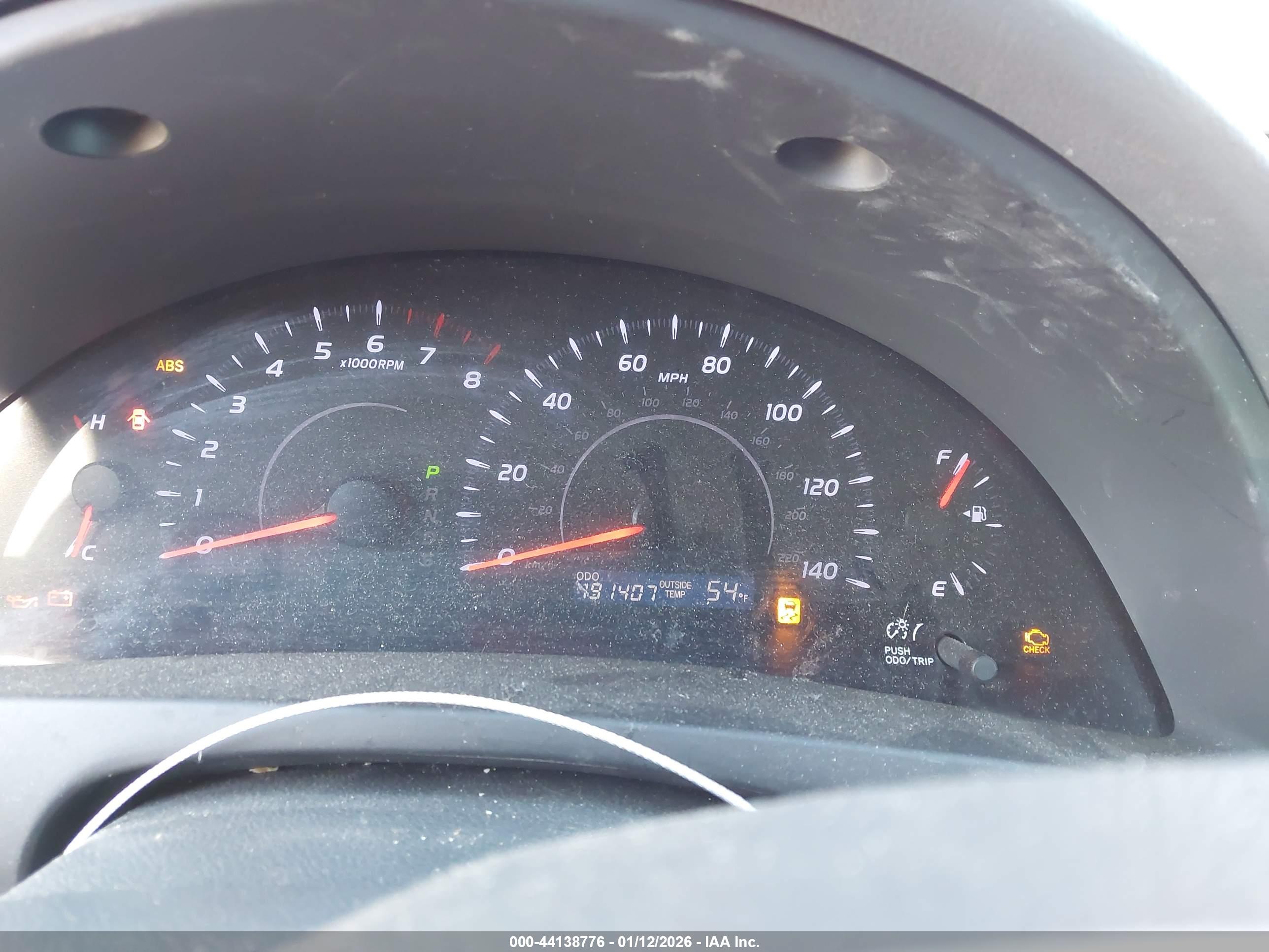 TOYOTA CAMRY image 7
