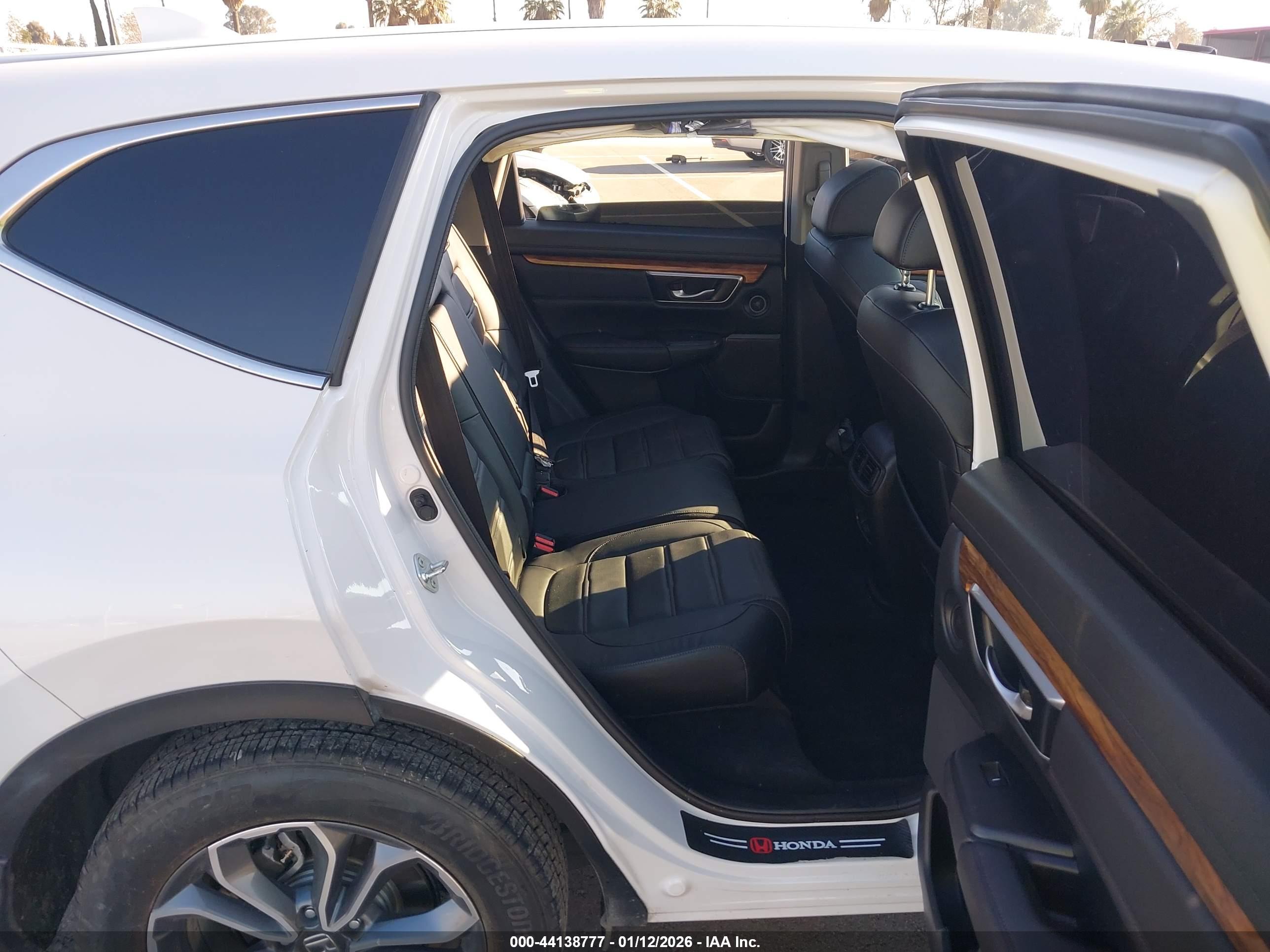 HONDA CR-V image 8