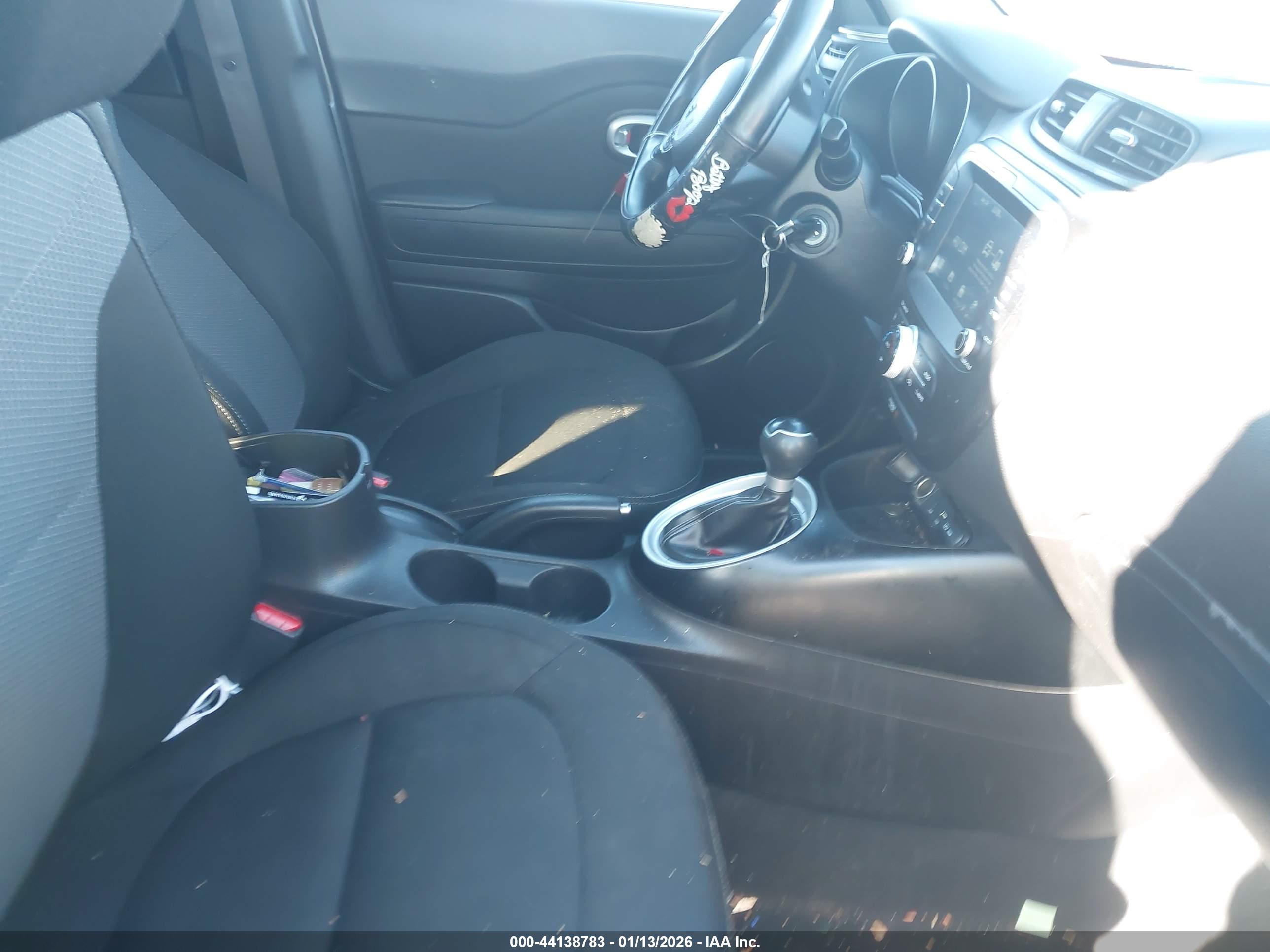 KIA SOUL image 5