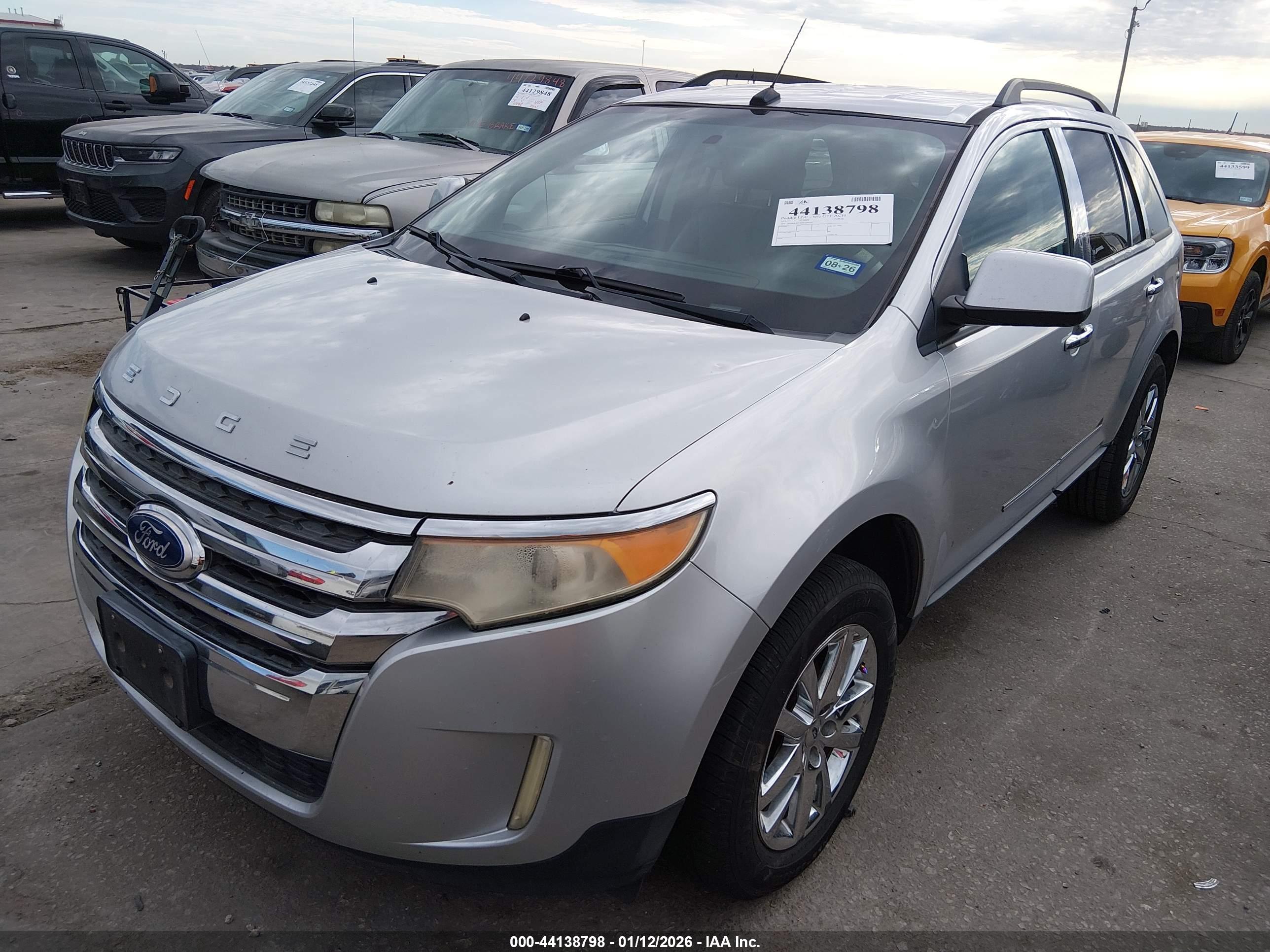 FORD EDGE image 2