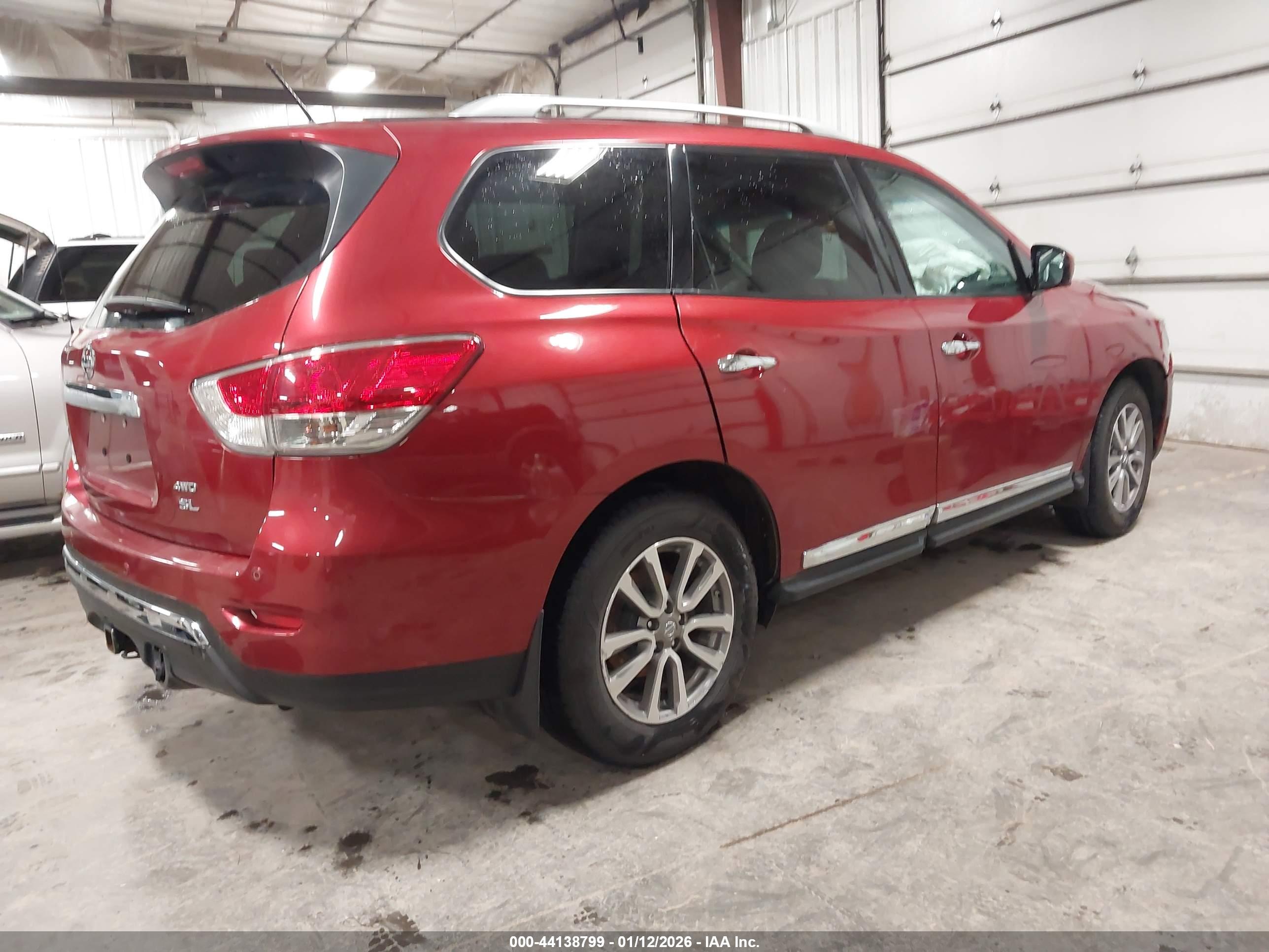 NISSAN PATHFINDER image 4