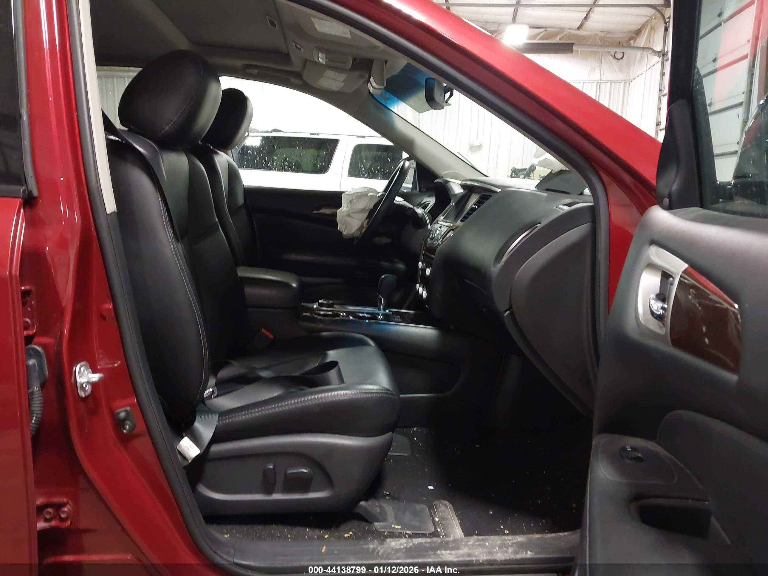 NISSAN PATHFINDER image 5