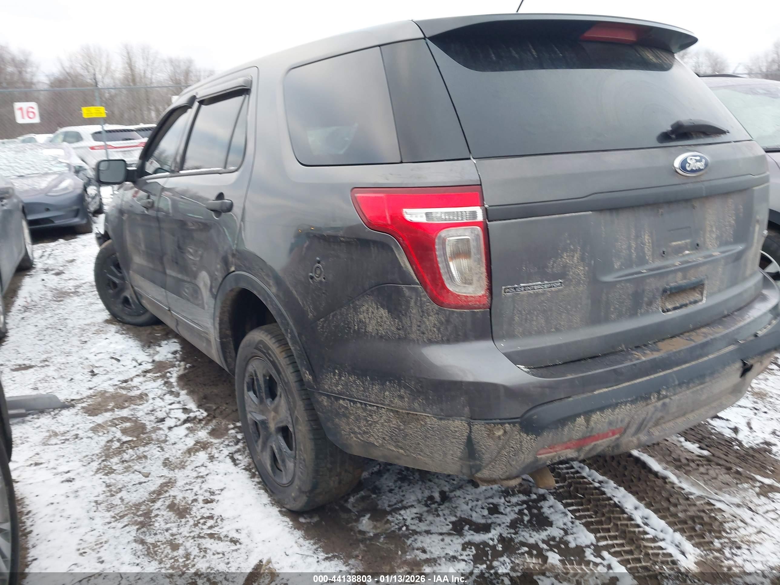 FORD UTILITY image 3