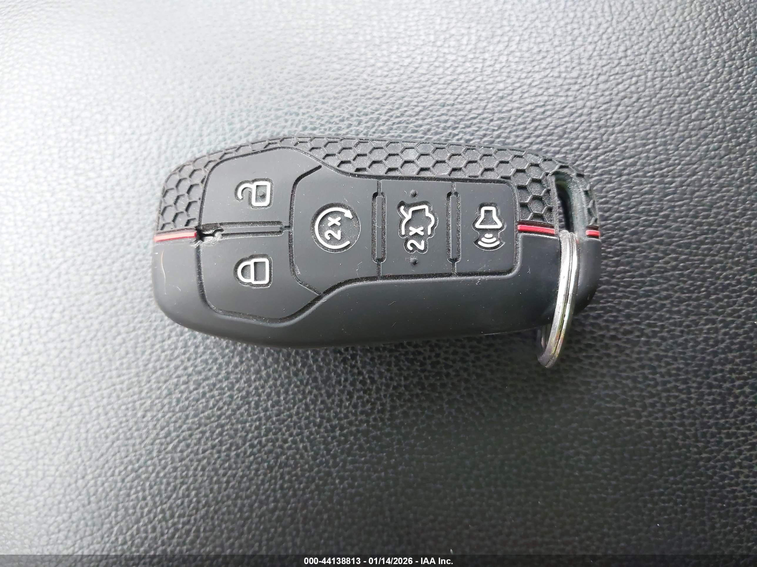 FORD EXPLORER image 11