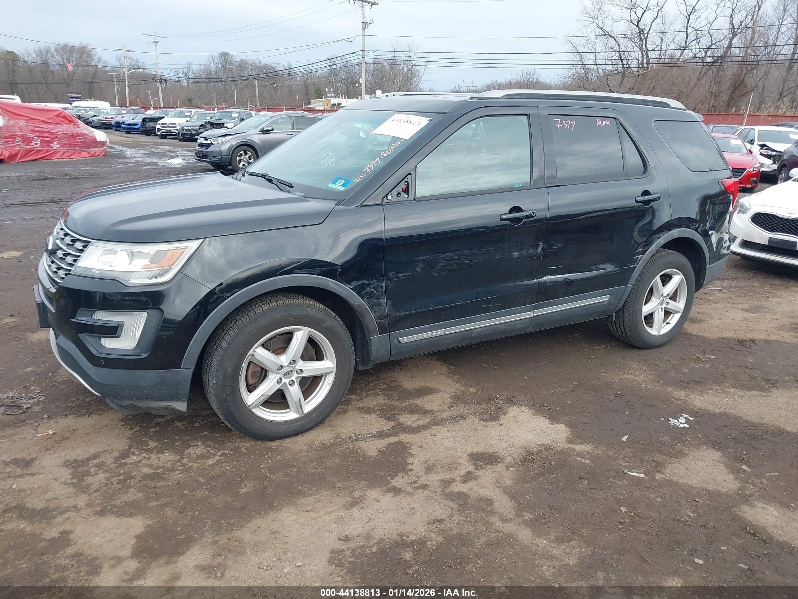 FORD EXPLORER image 6