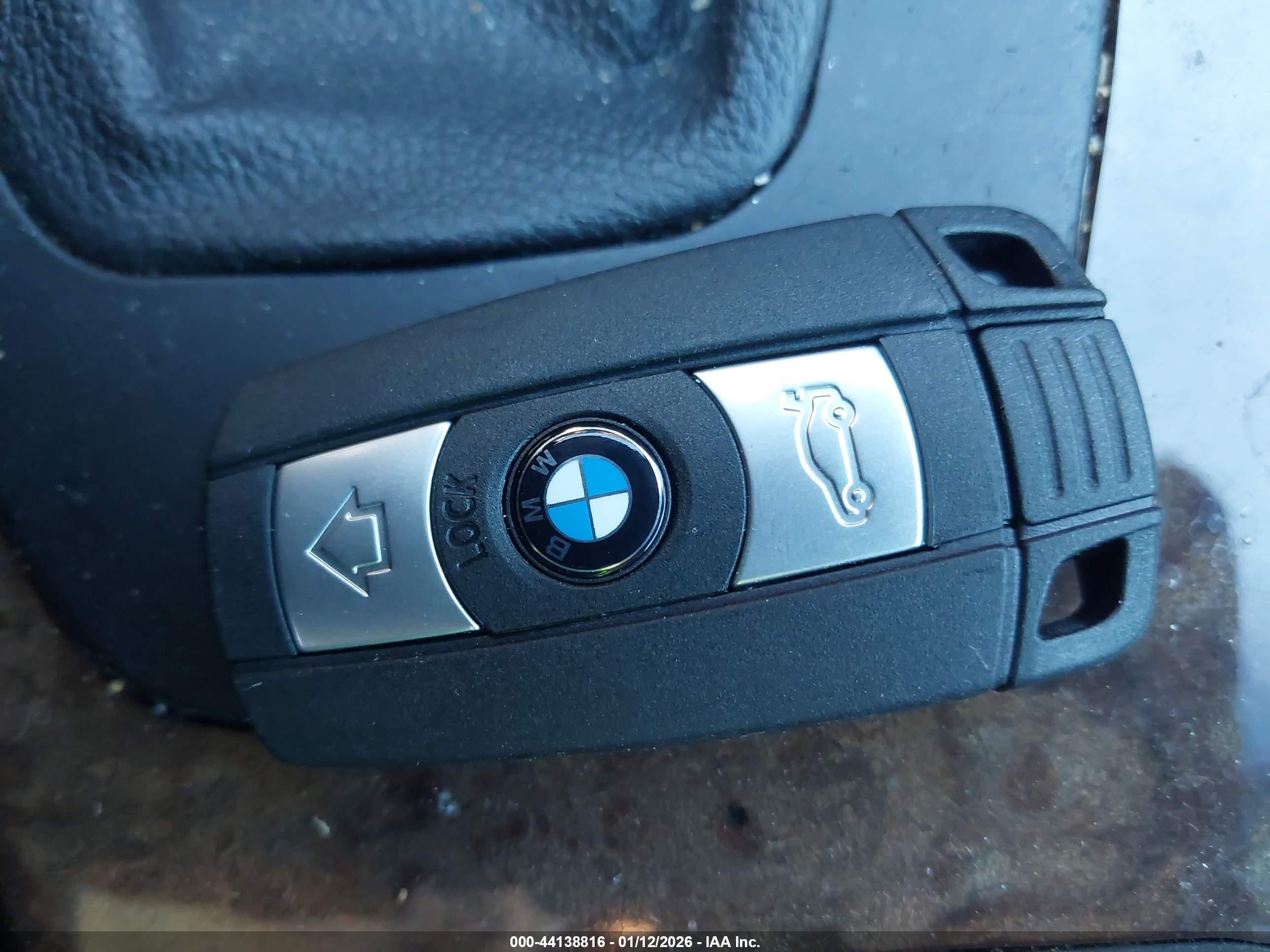 BMW 328I image 11
