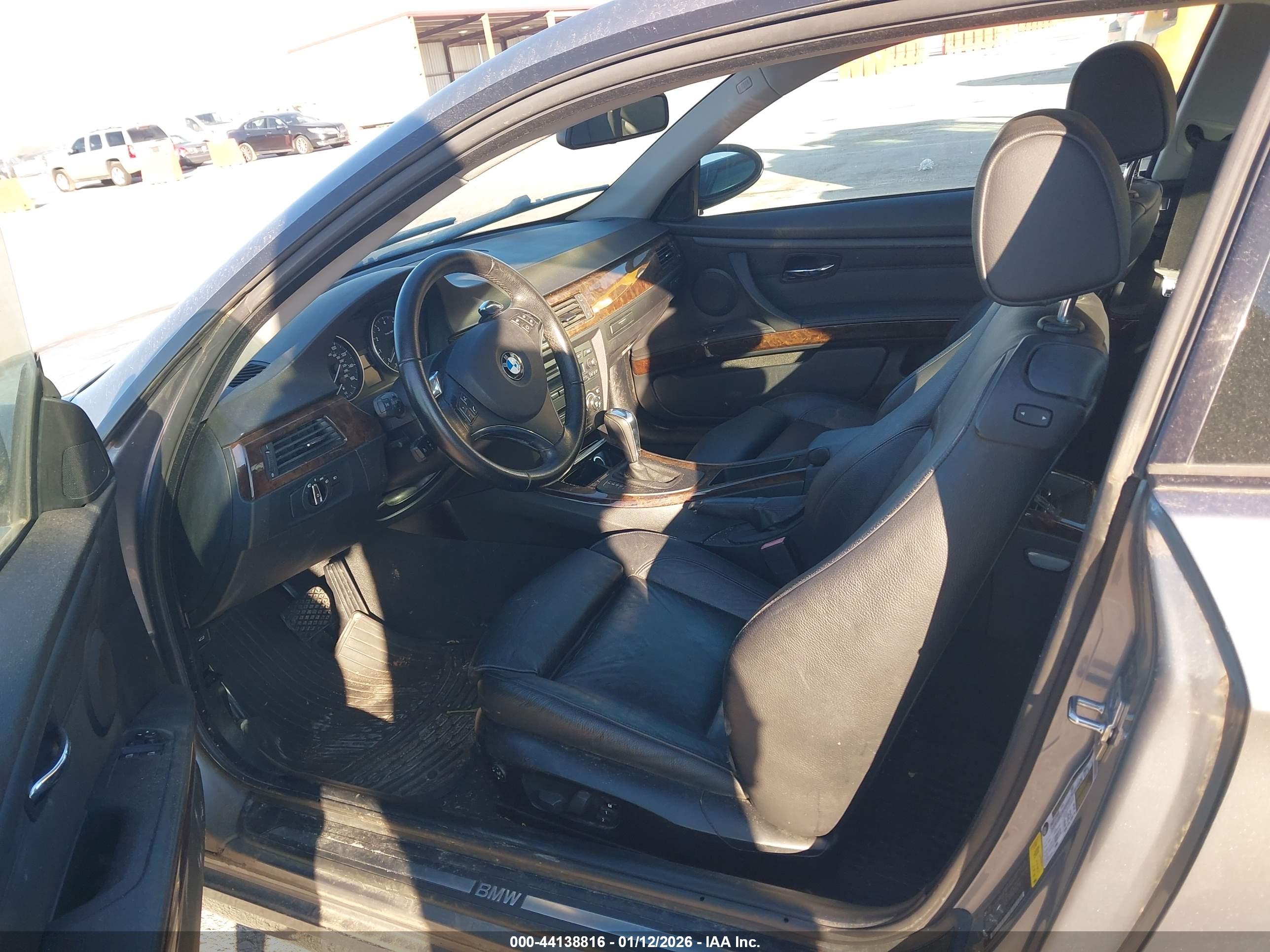 BMW 328I image 5