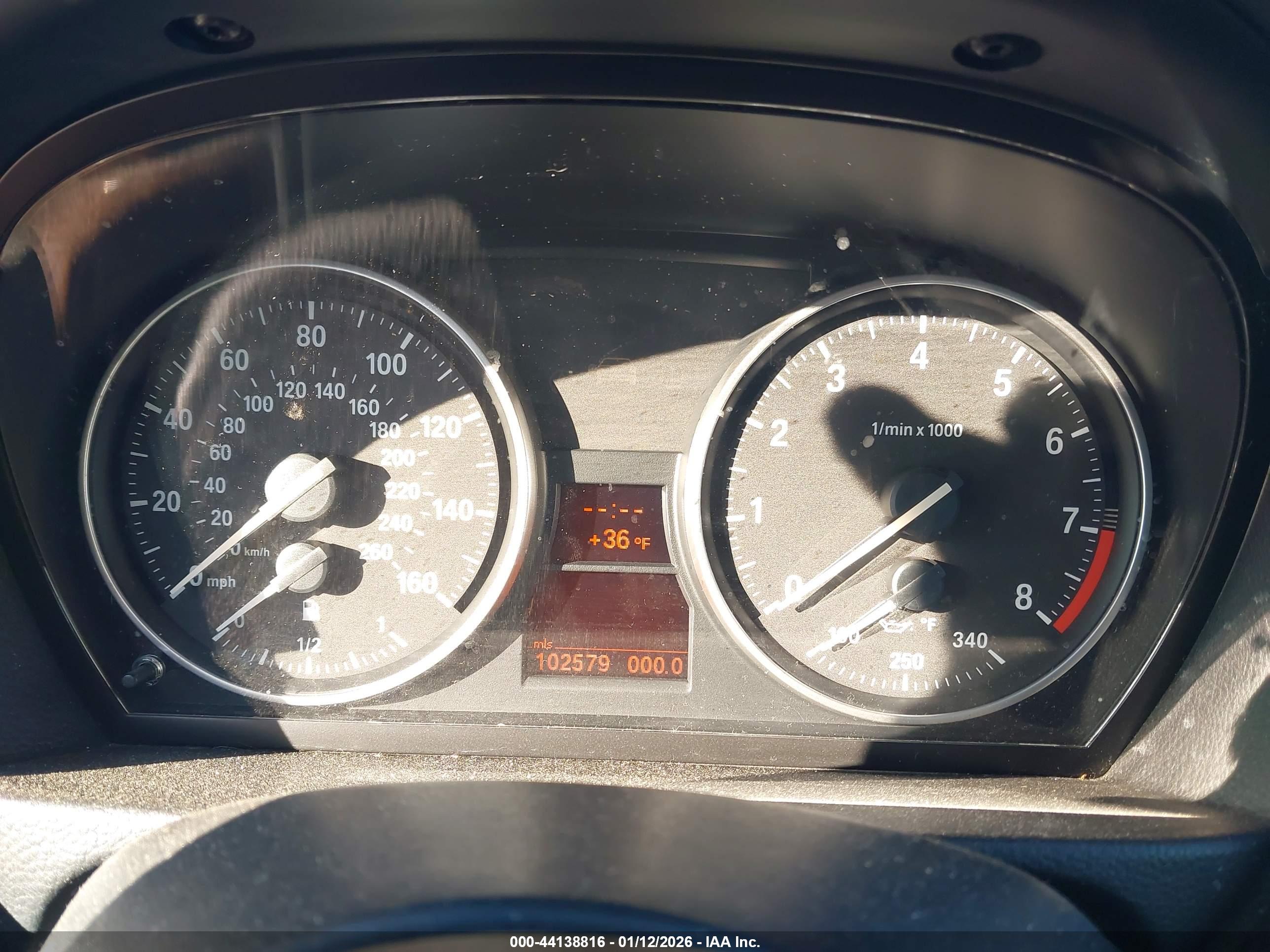 BMW 328I image 7