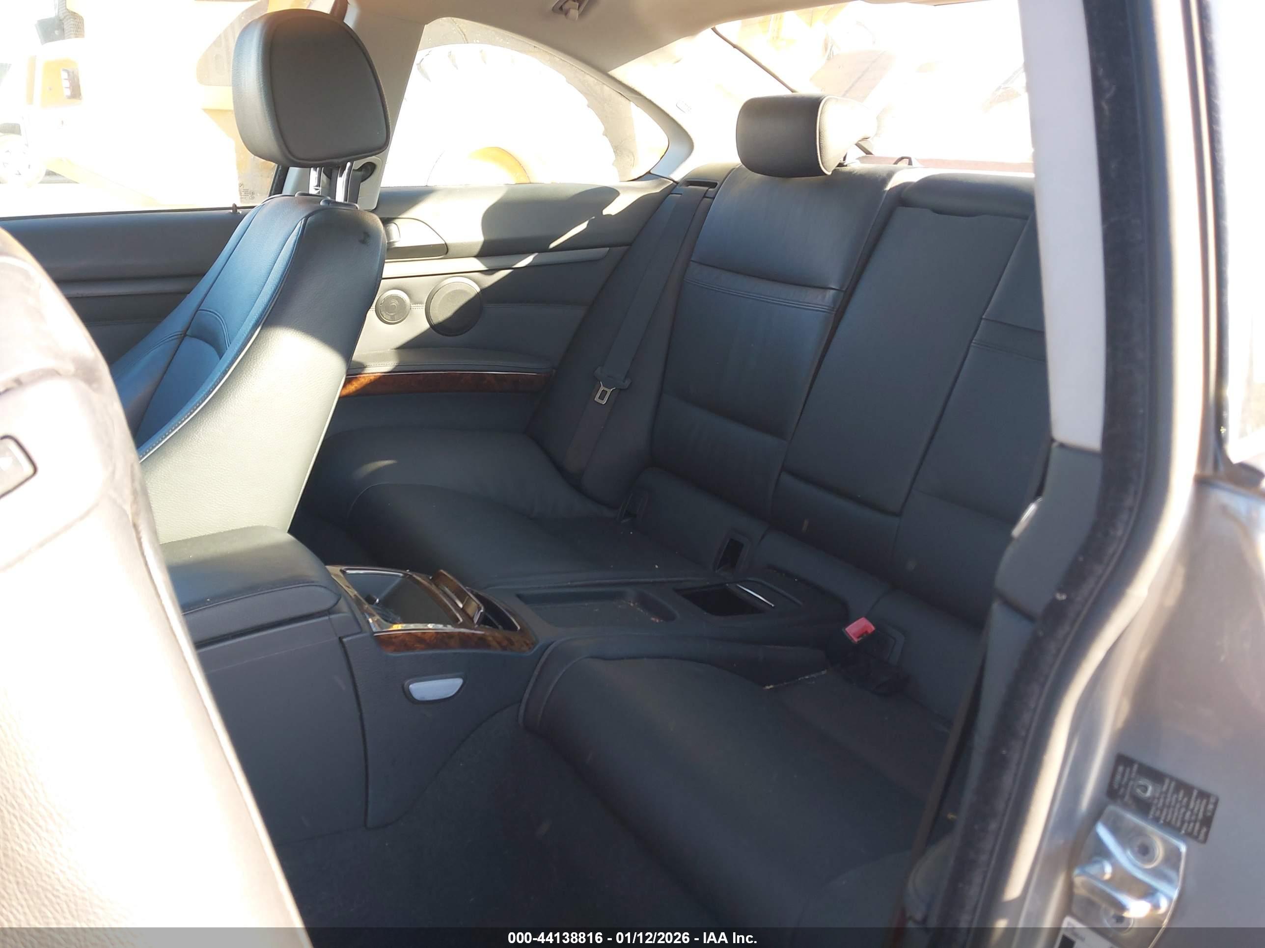 BMW 328I image 8