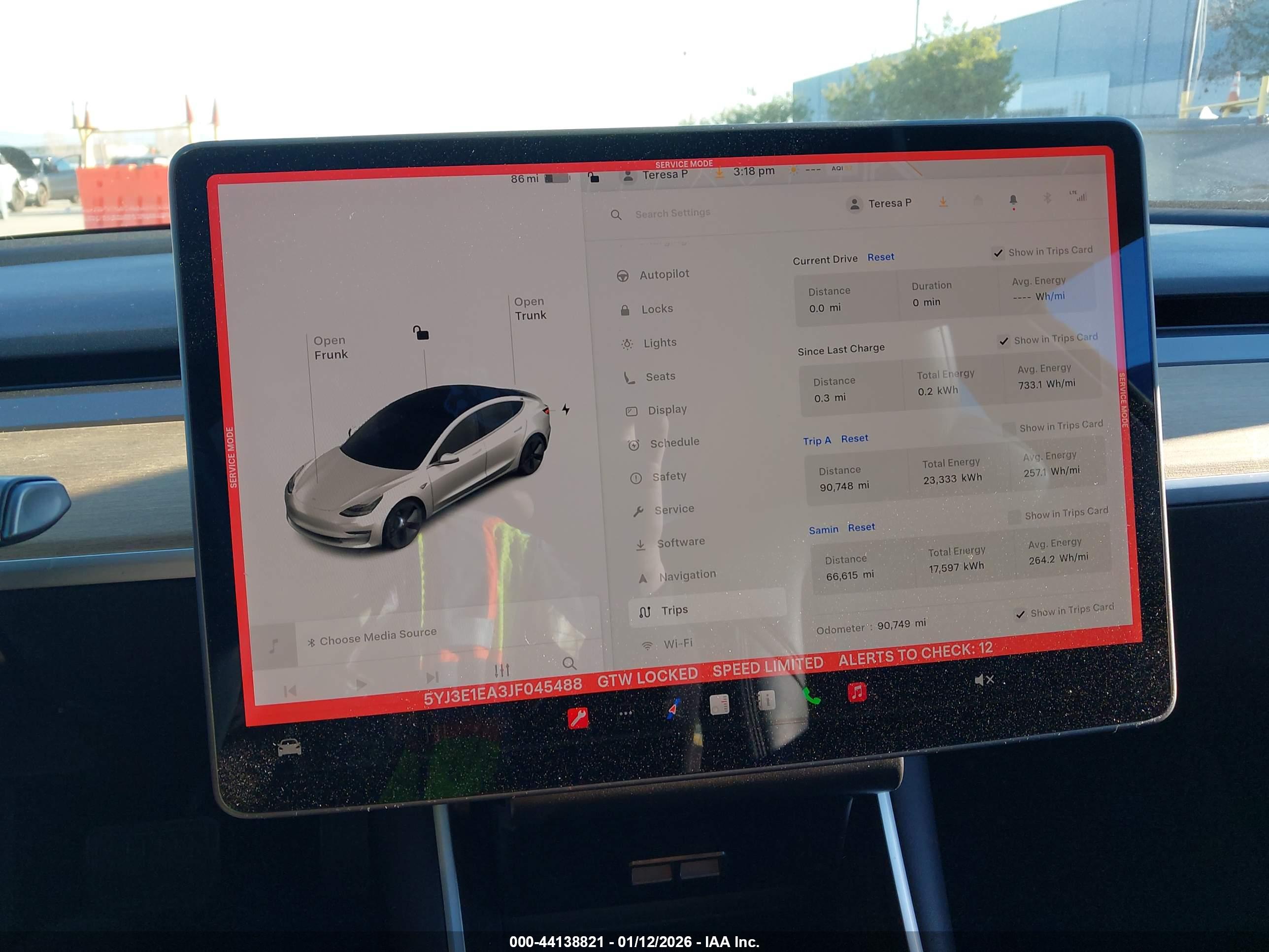 TESLA MODEL image 7