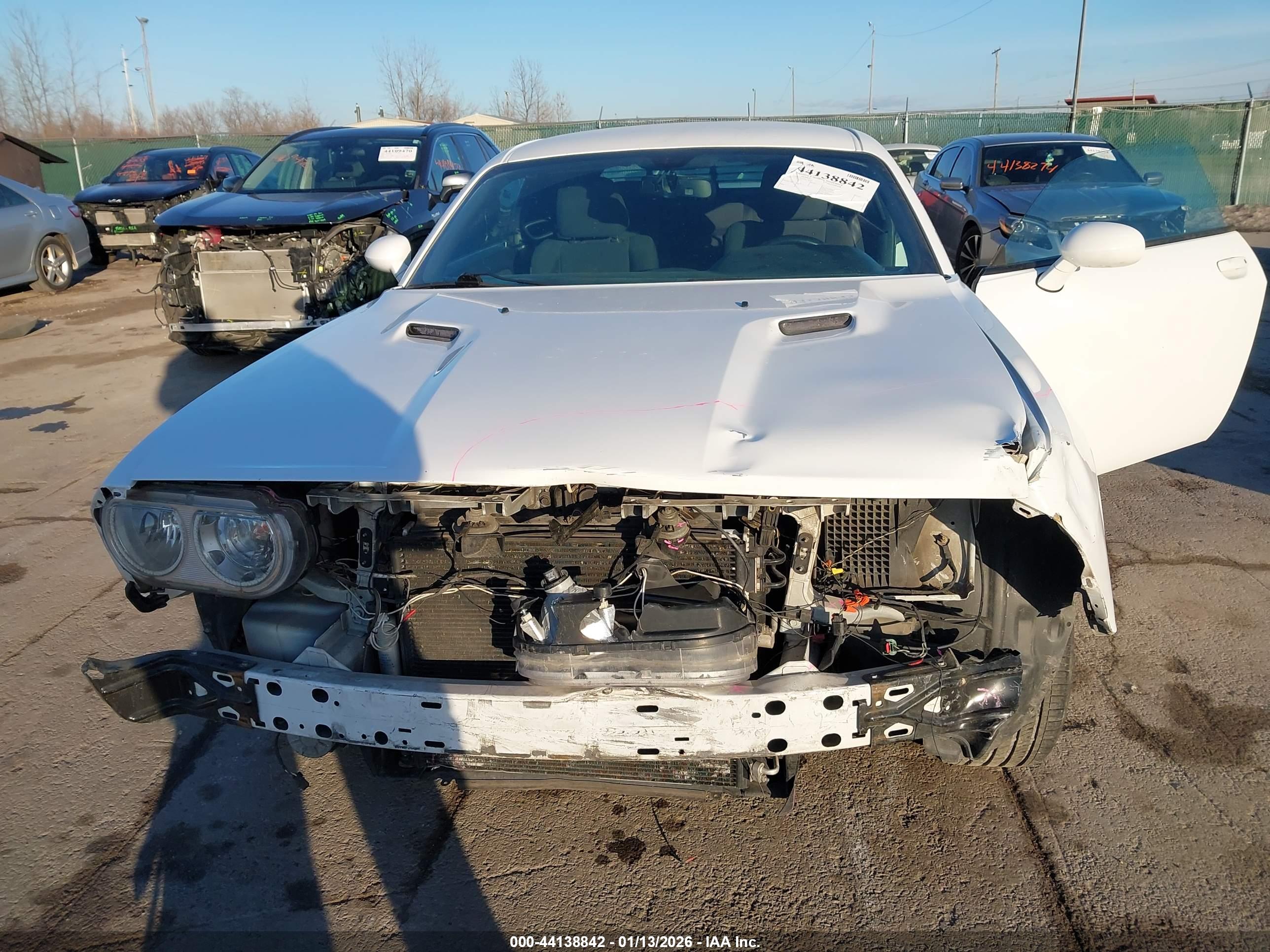 DODGE CHALLENGER image 6