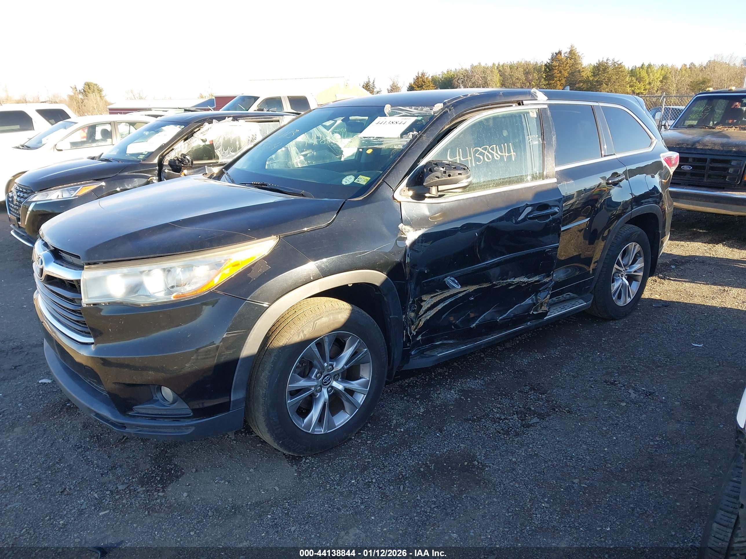 TOYOTA HIGHLANDER image 2