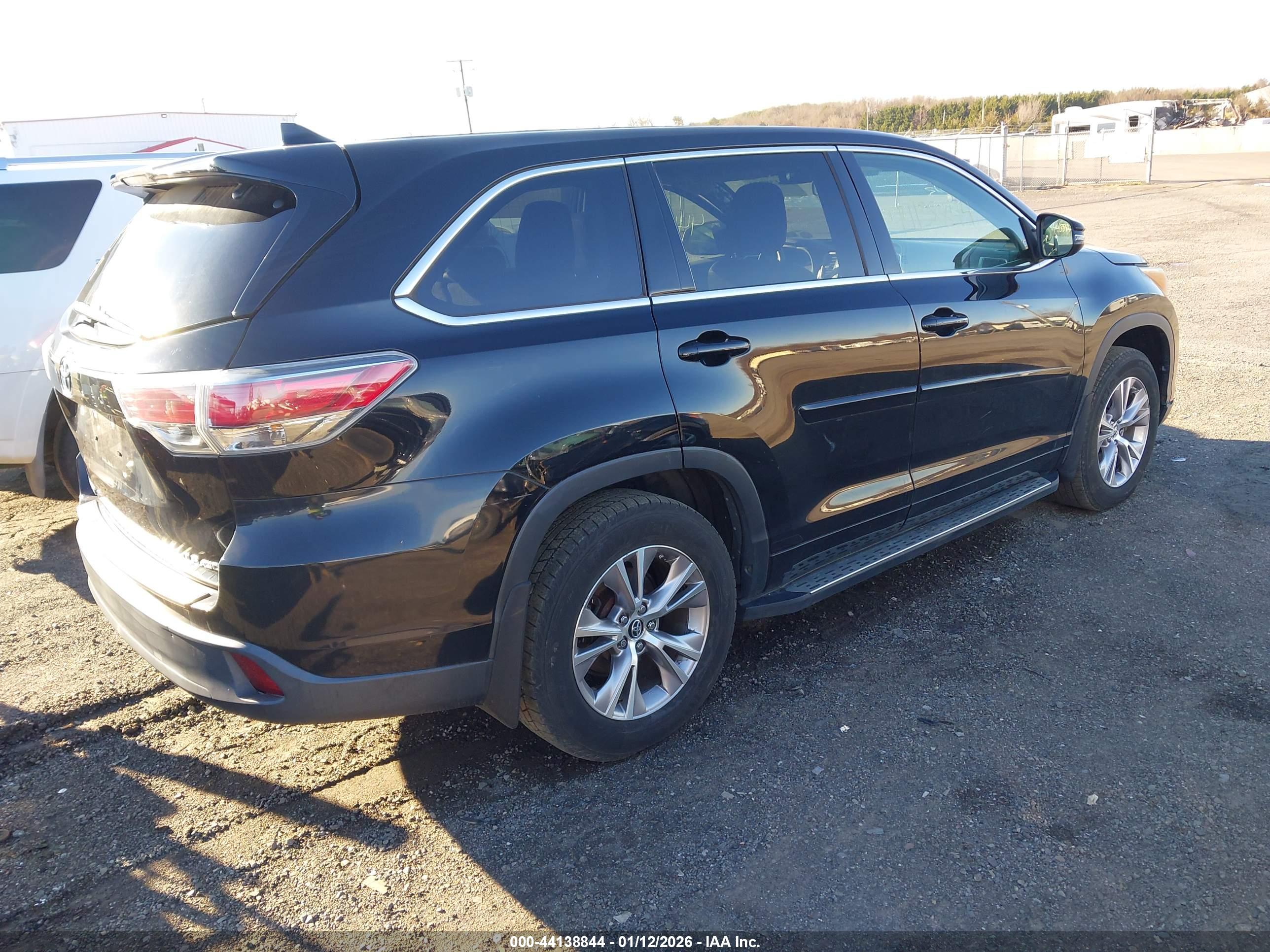 TOYOTA HIGHLANDER image 4