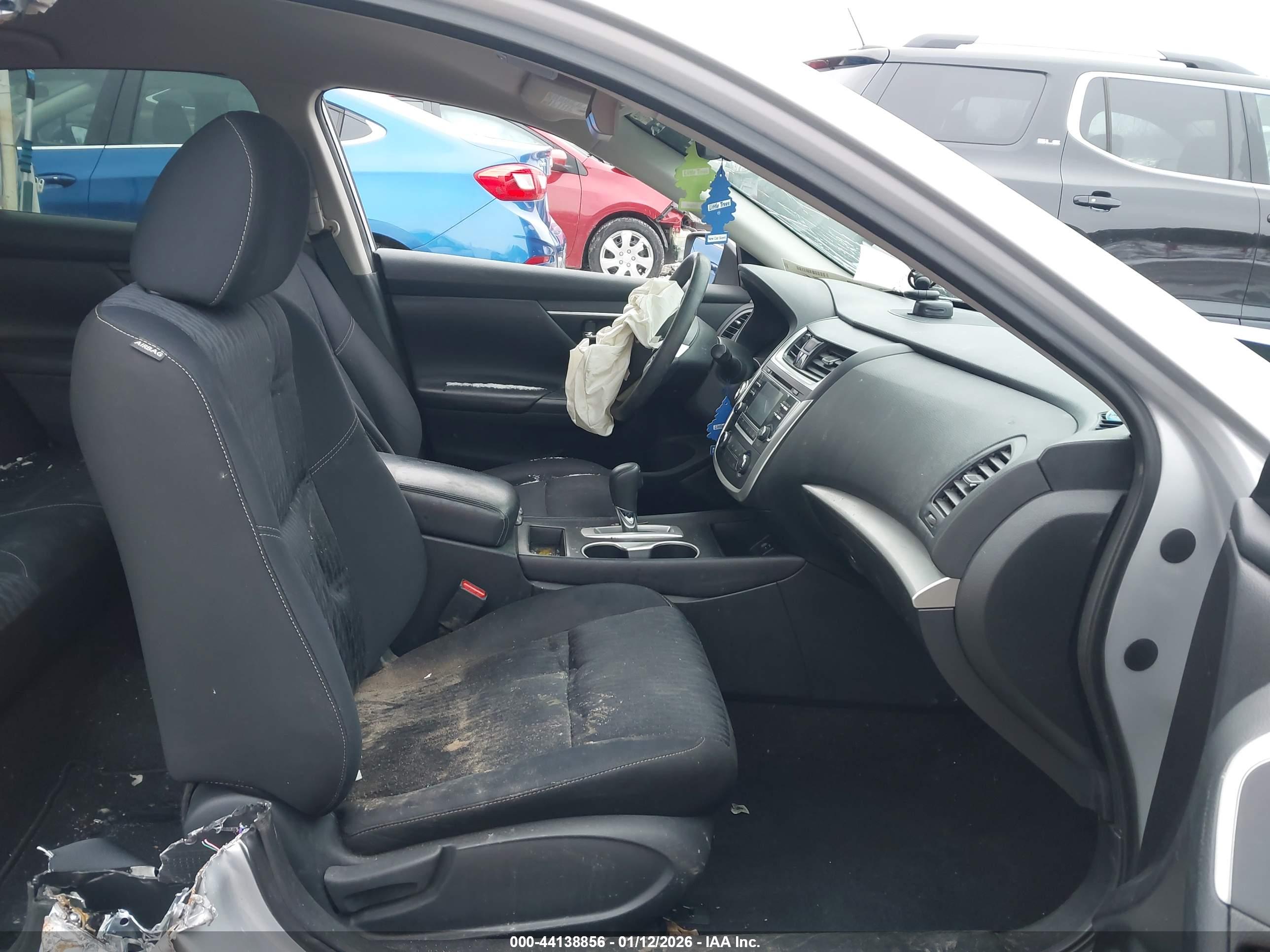NISSAN ALTIMA image 5