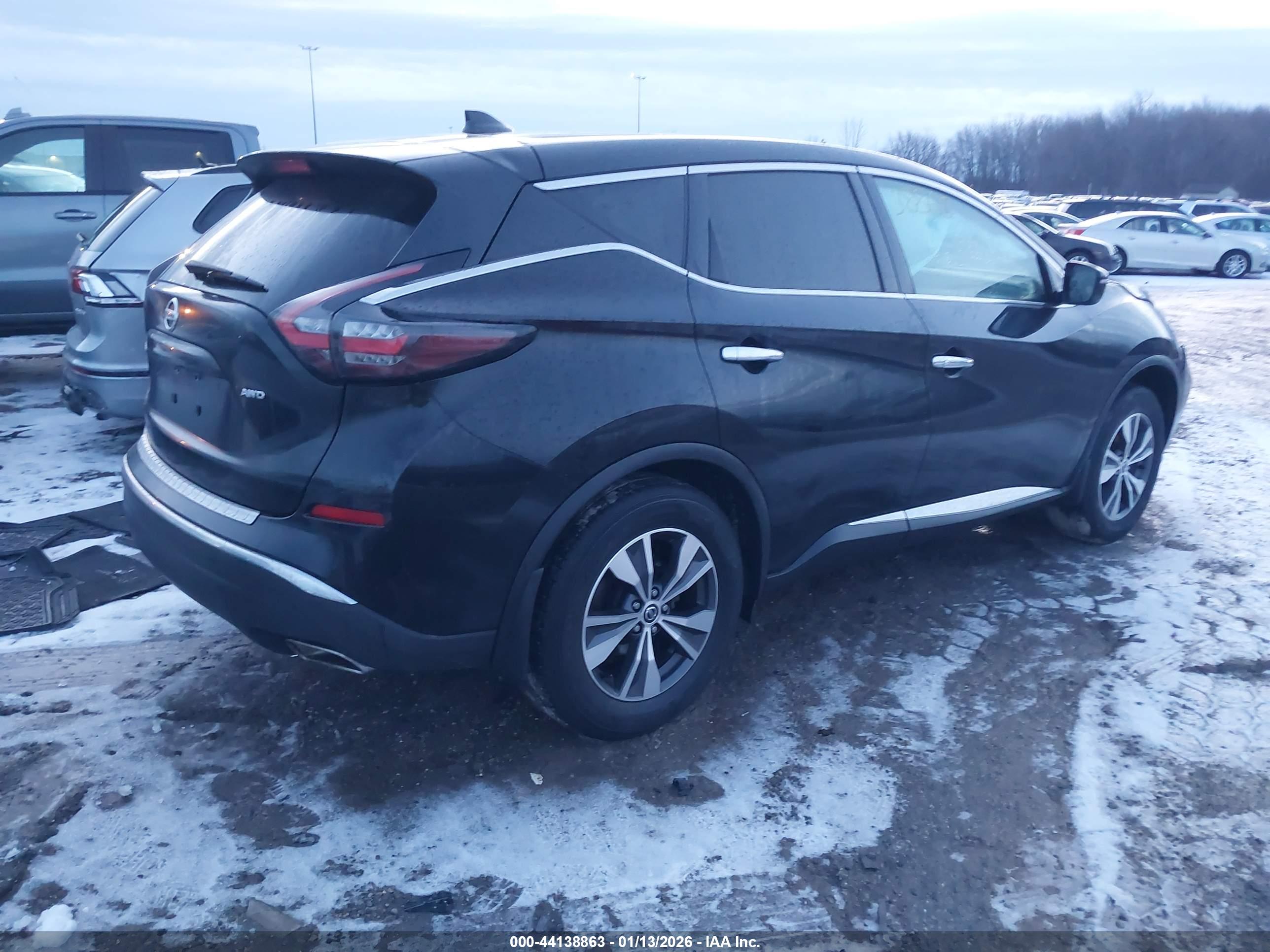 NISSAN MURANO image 4