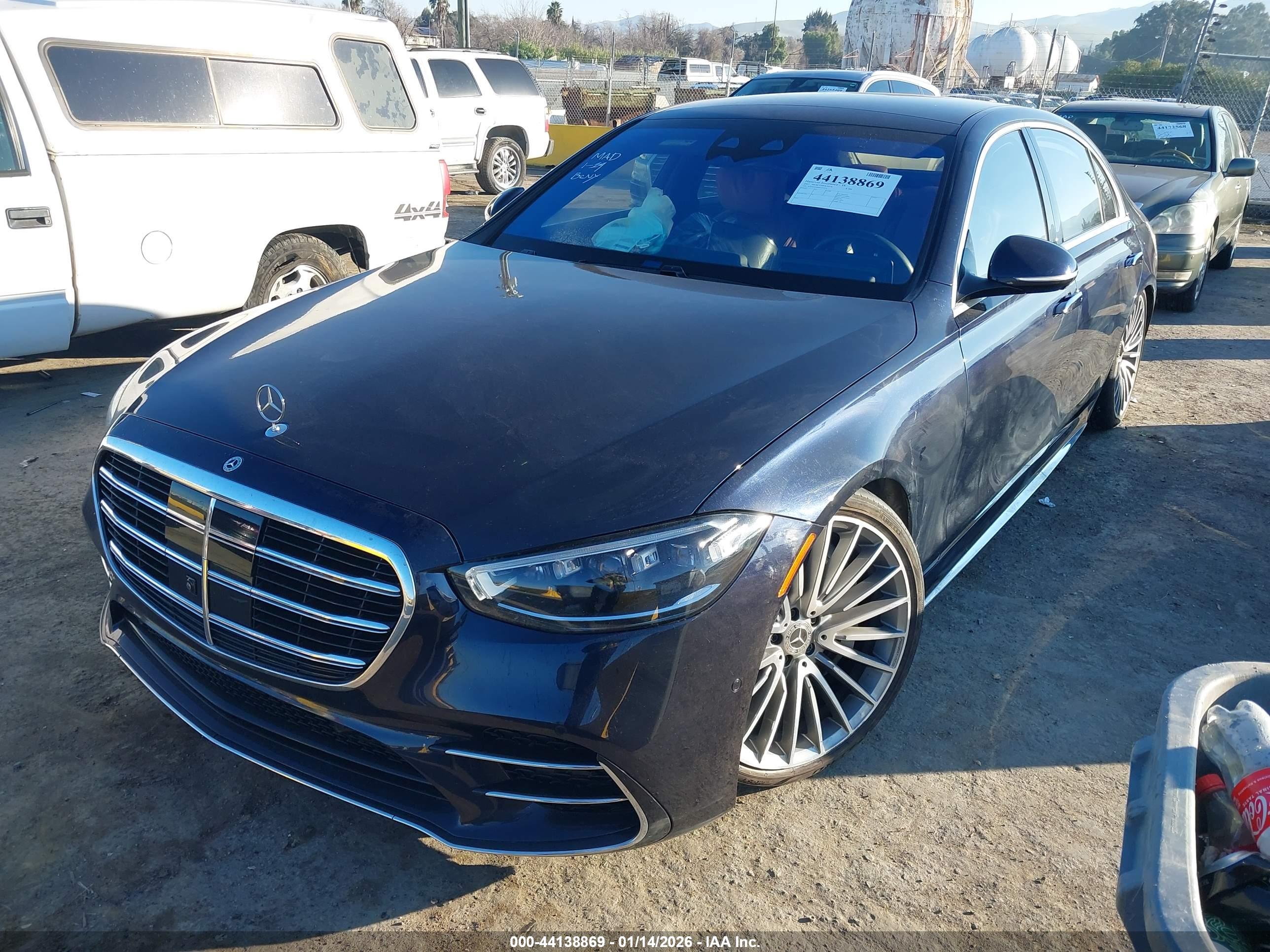MERCEDES-BENZ S image 2