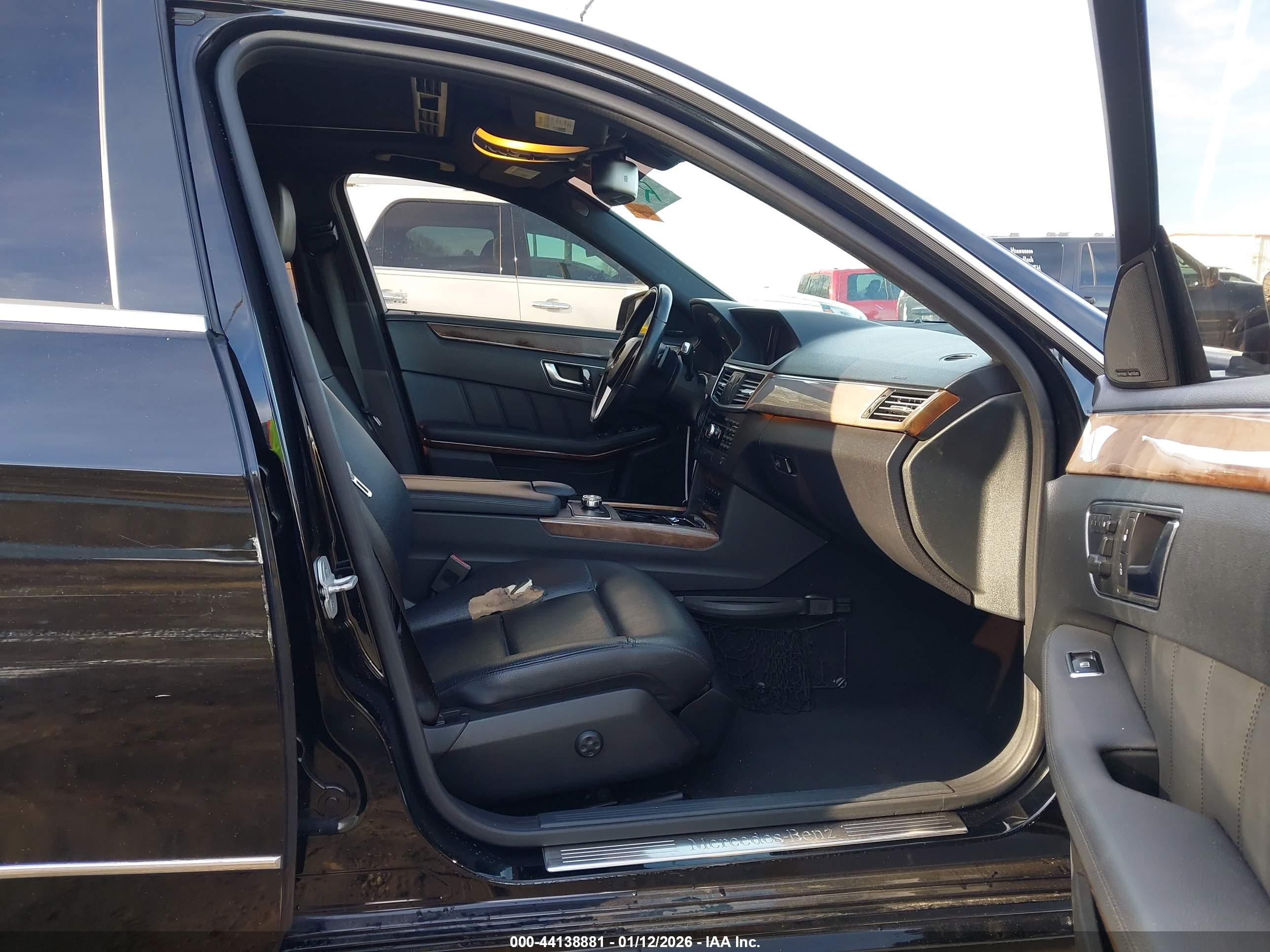 MERCEDES-BENZ E image 5