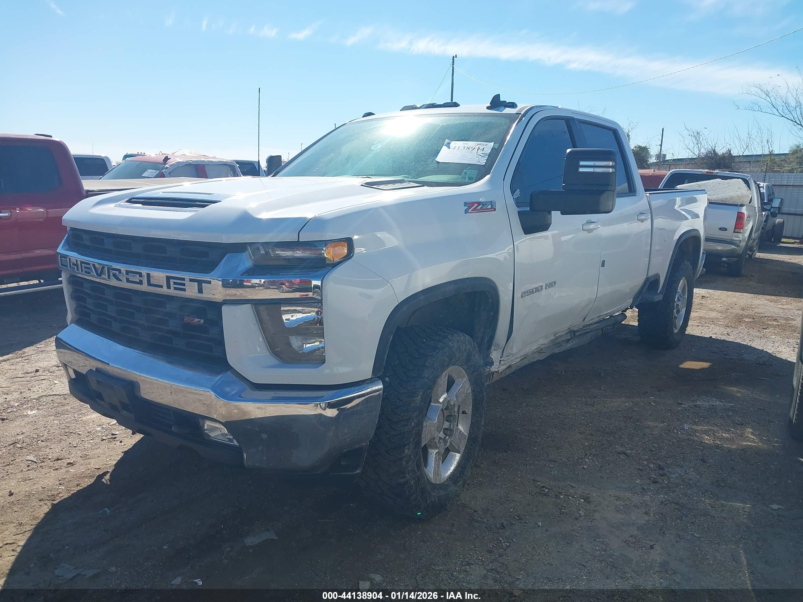 CHEVROLET SILVERADO image 2