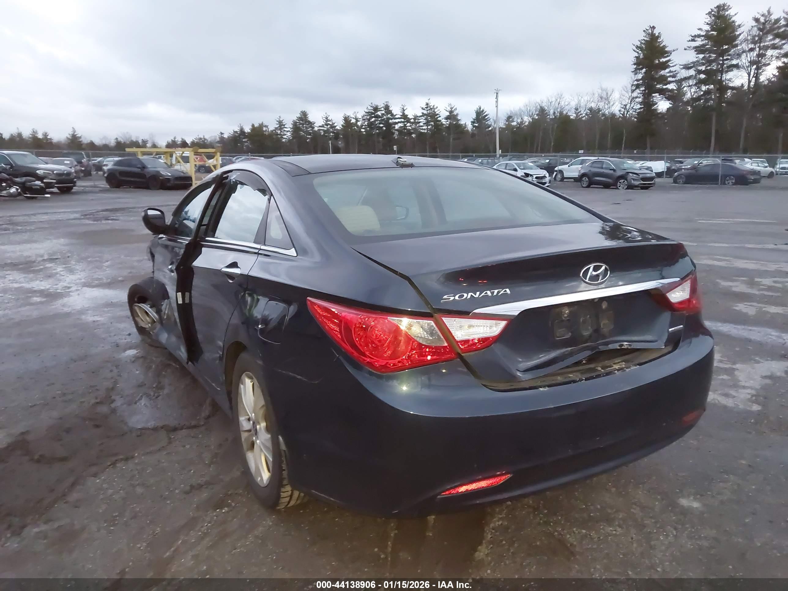 HYUNDAI SONATA image 3