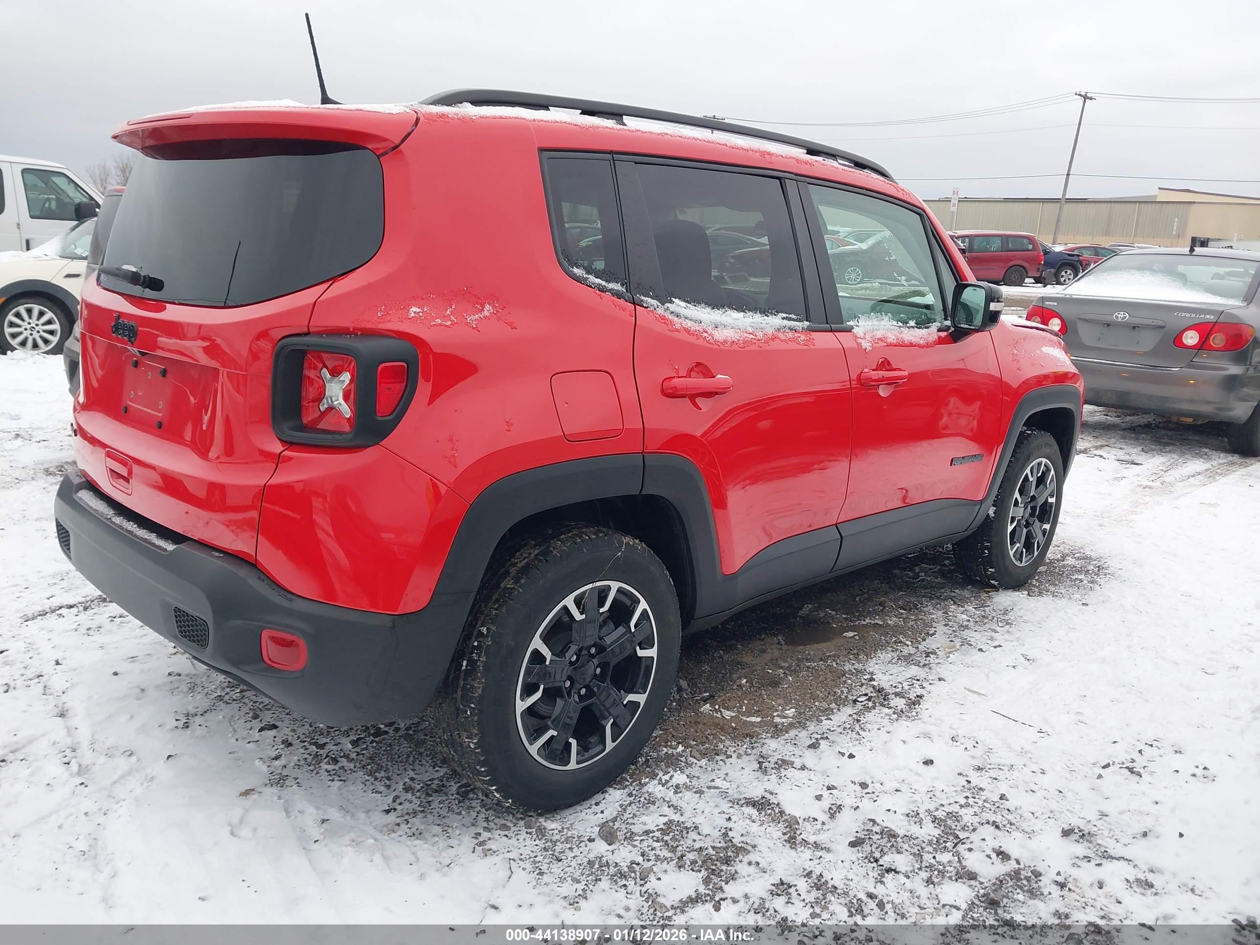 JEEP RENEGADE image 4