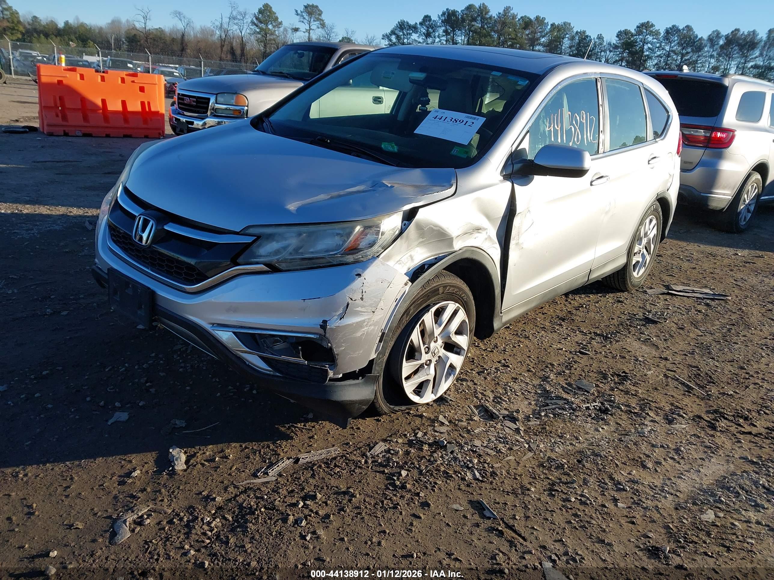 HONDA CR-V image 2