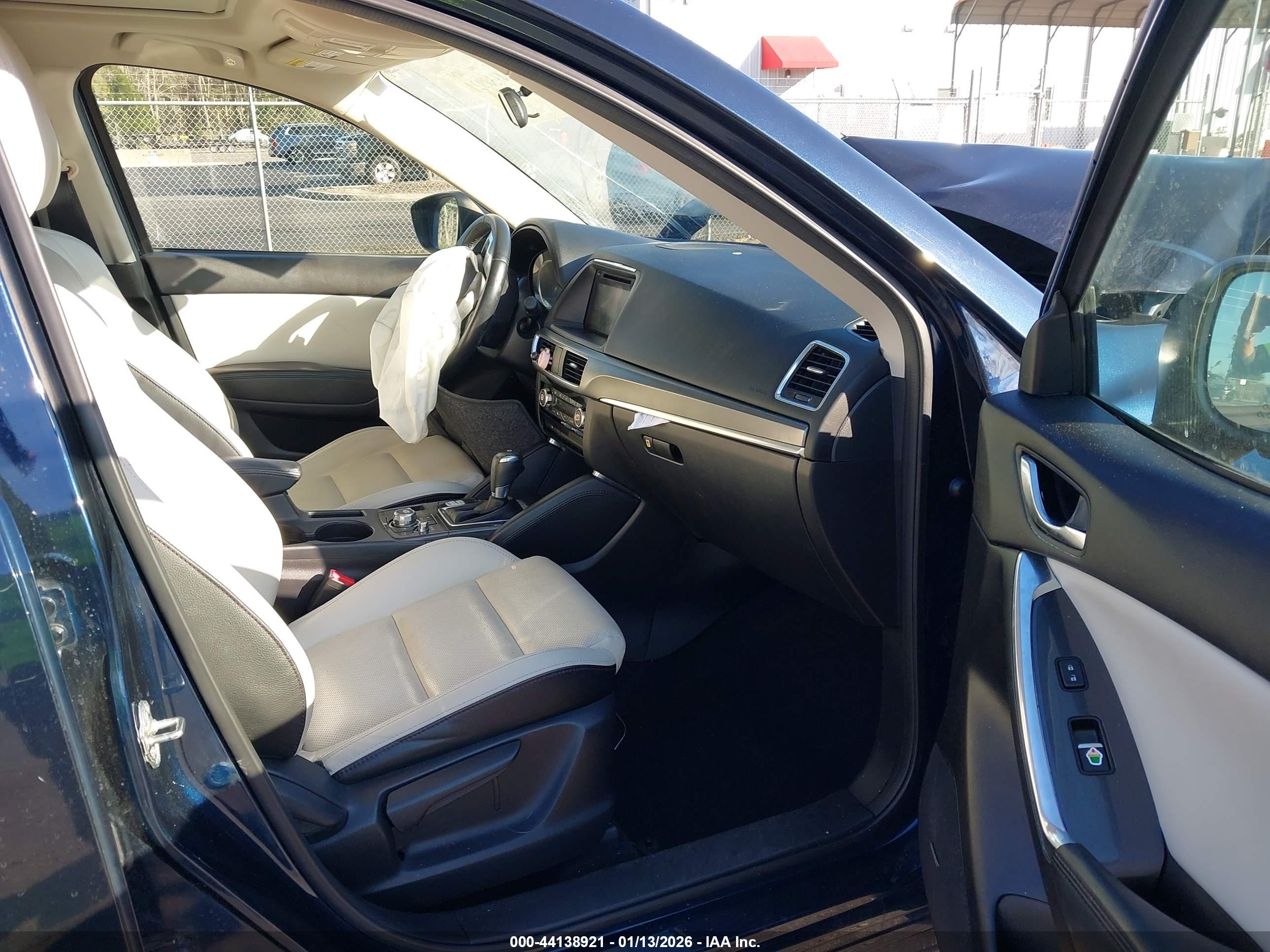 MAZDA CX-5 image 5