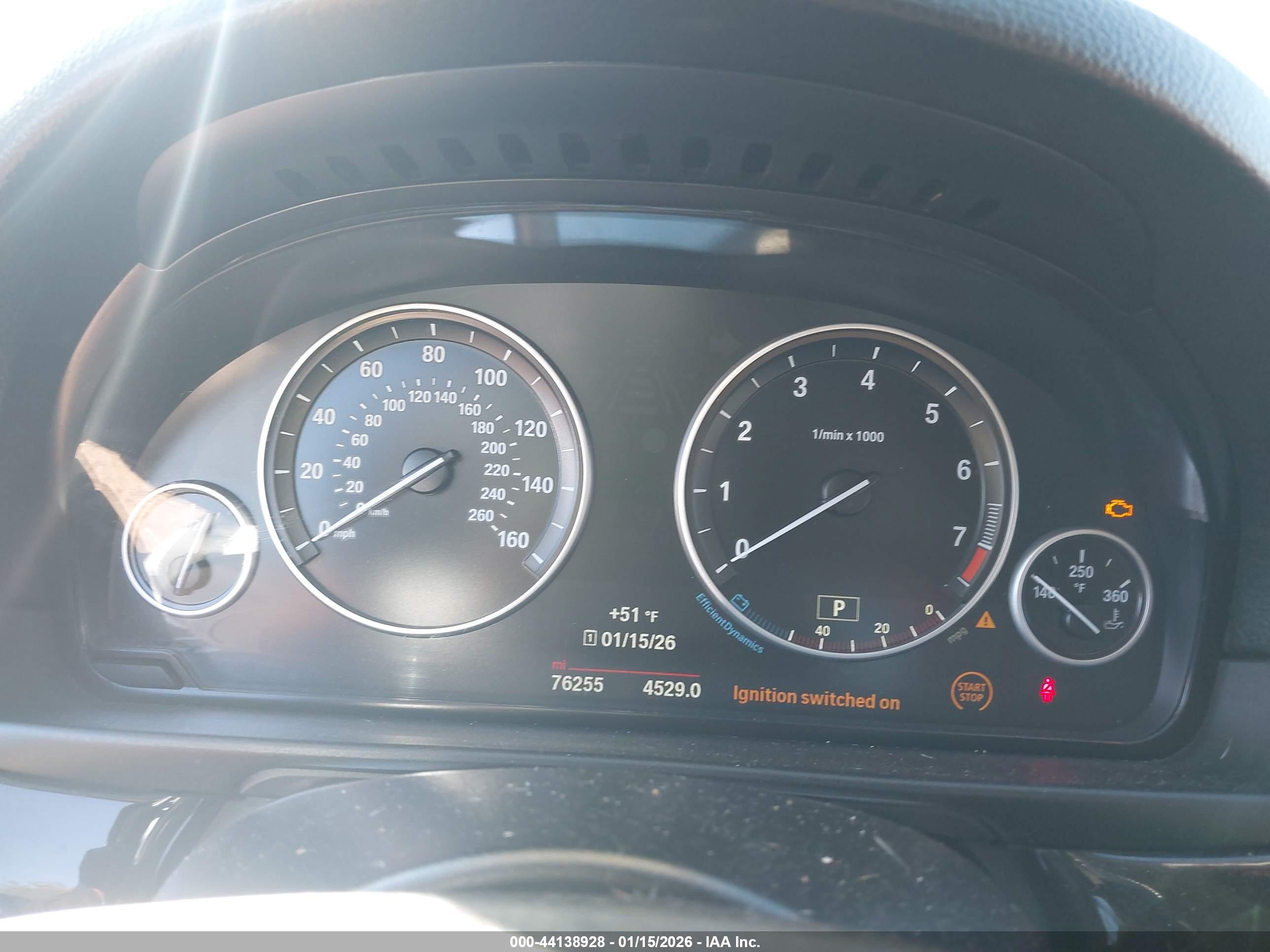 BMW 528I image 7