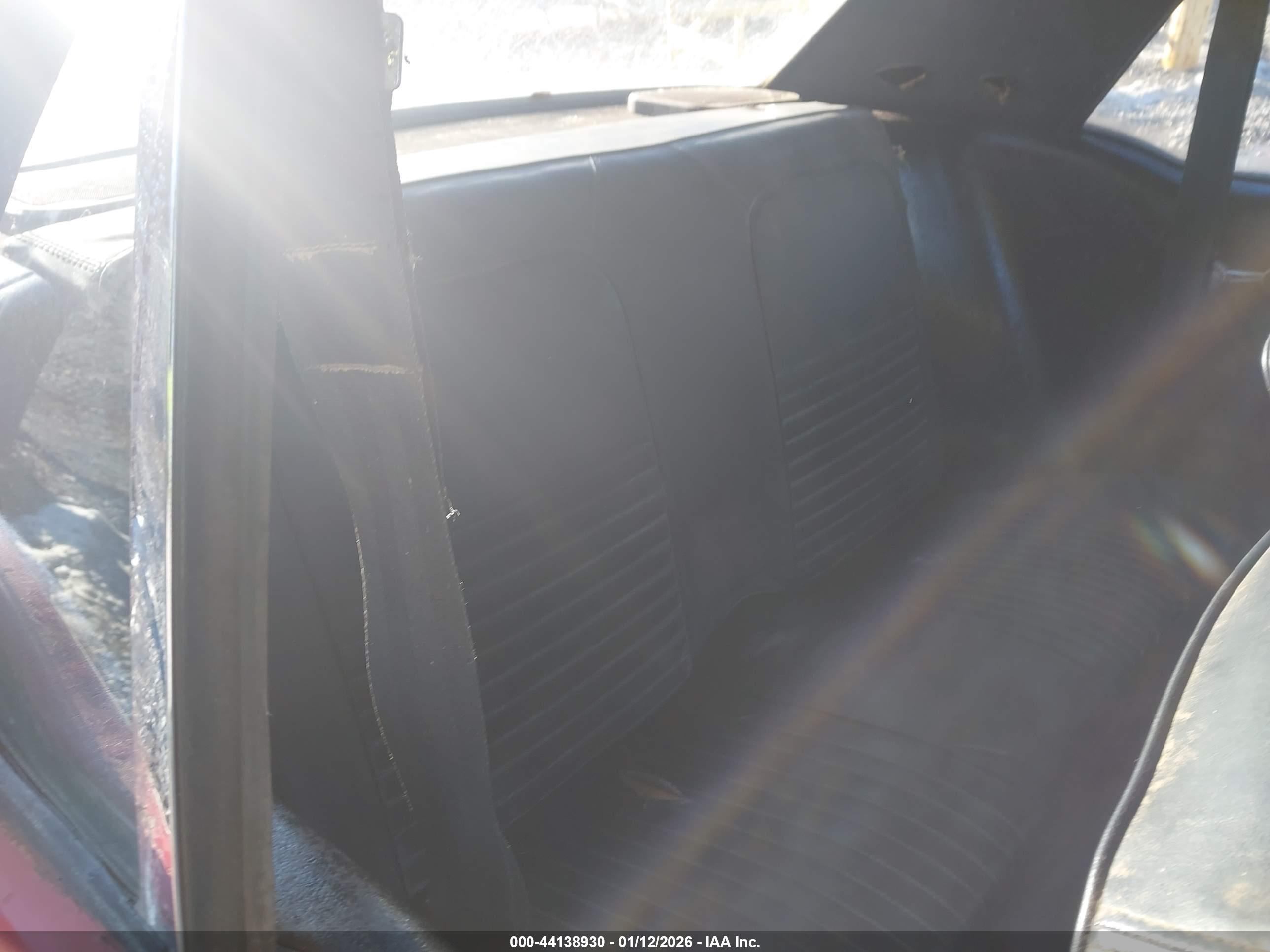 FORD MUSTANG image 8