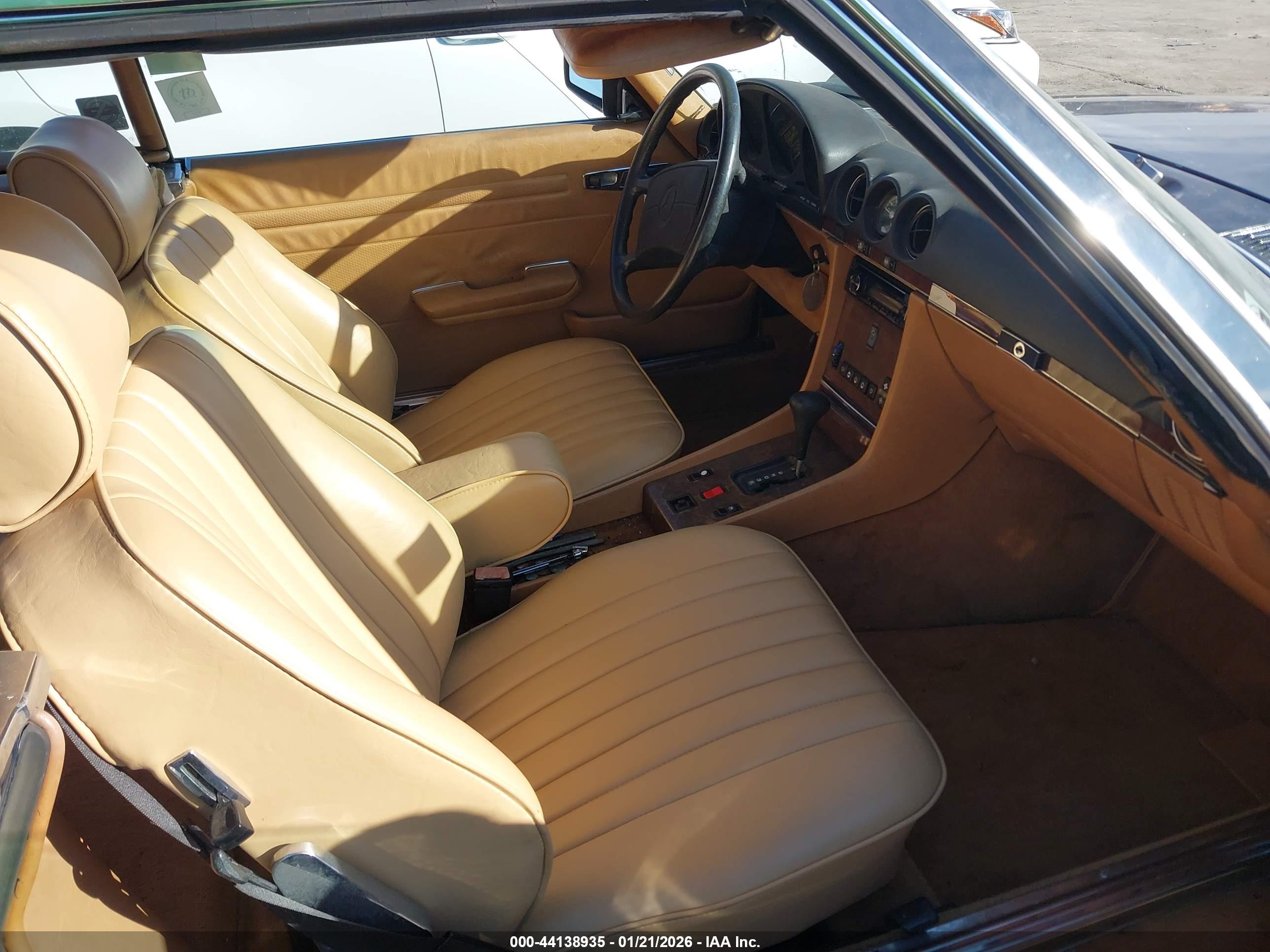 MERCEDES-BENZ 560 image 5