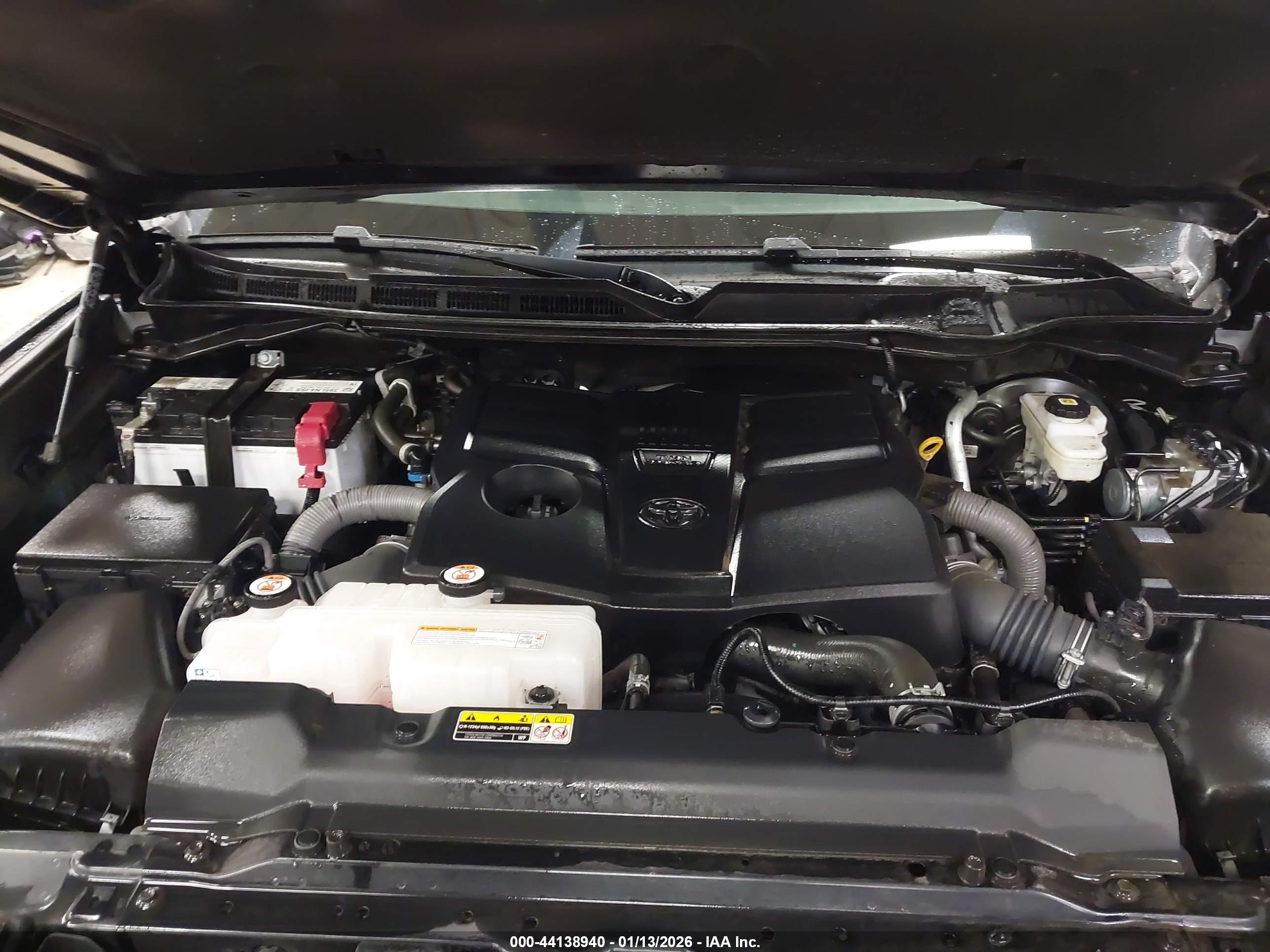 TOYOTA TUNDRA image 10