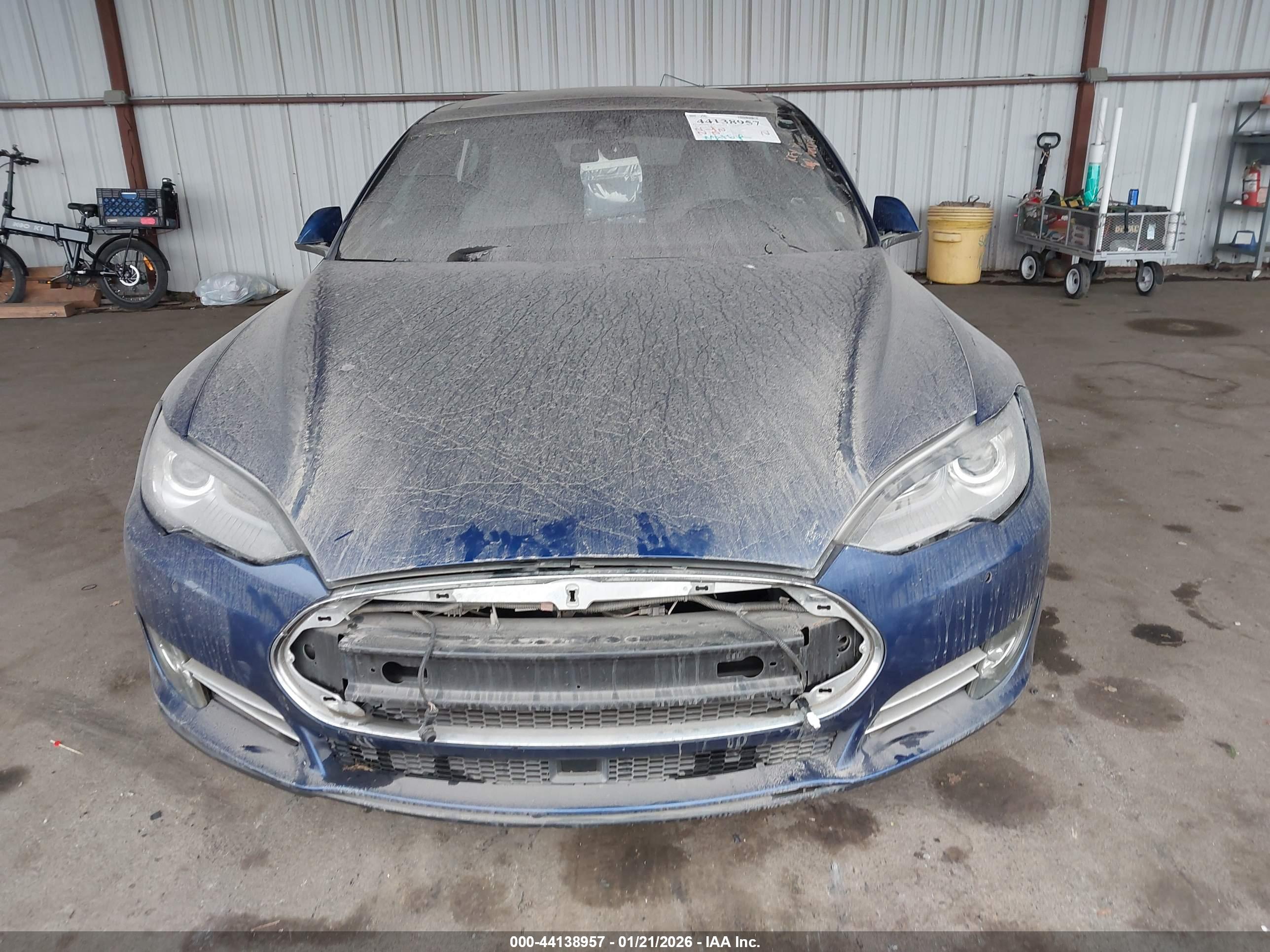TESLA MODEL image 6