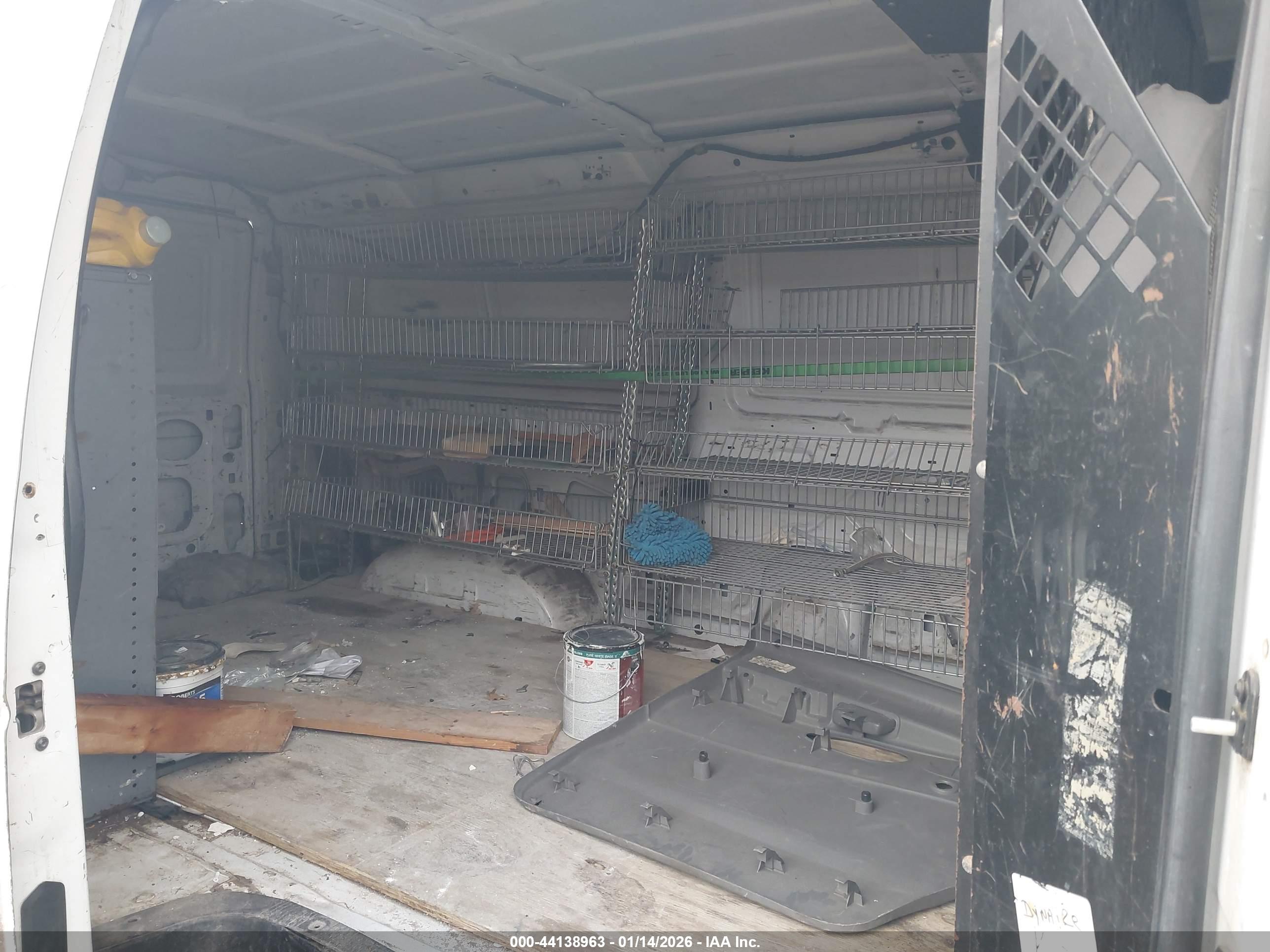 FORD E-350 image 8