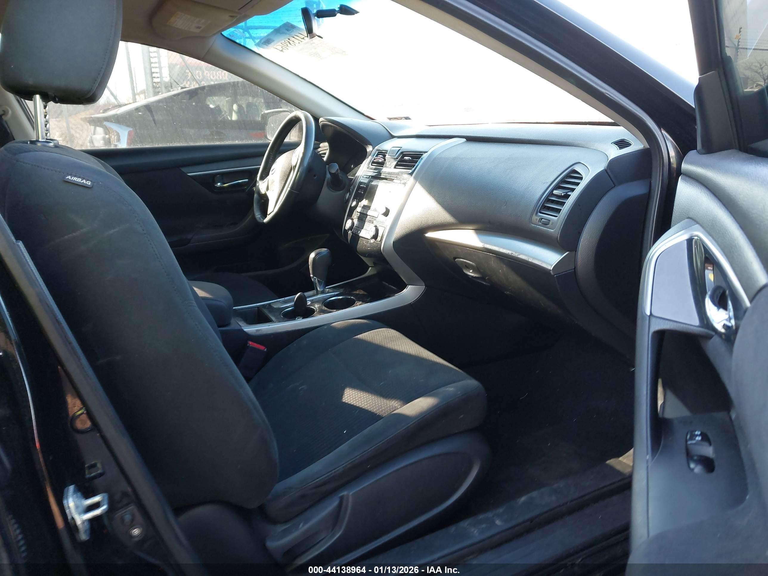 NISSAN ALTIMA image 5