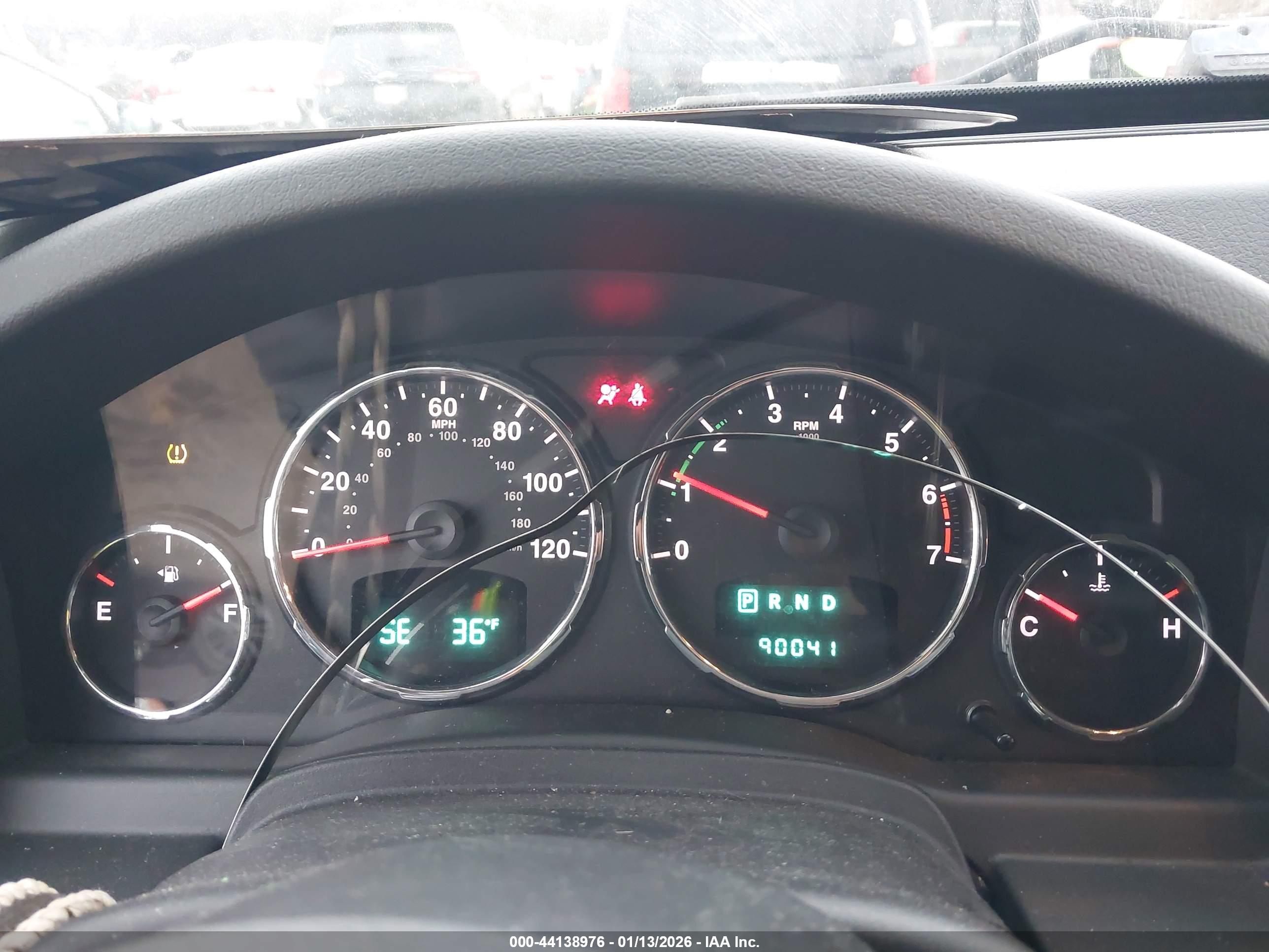 JEEP LIBERTY image 7