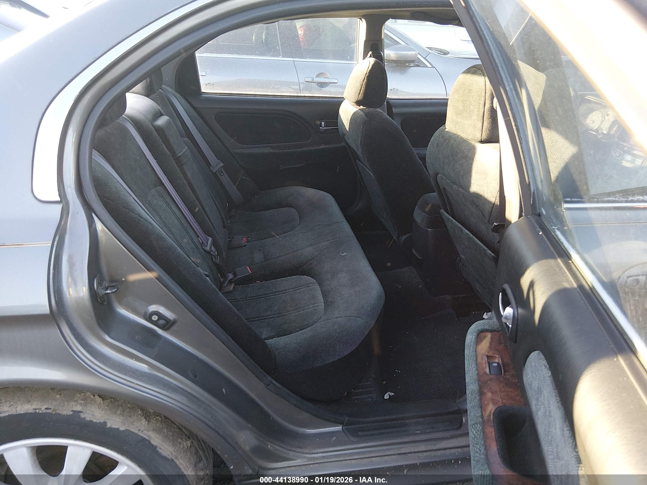 HYUNDAI SONATA image 8