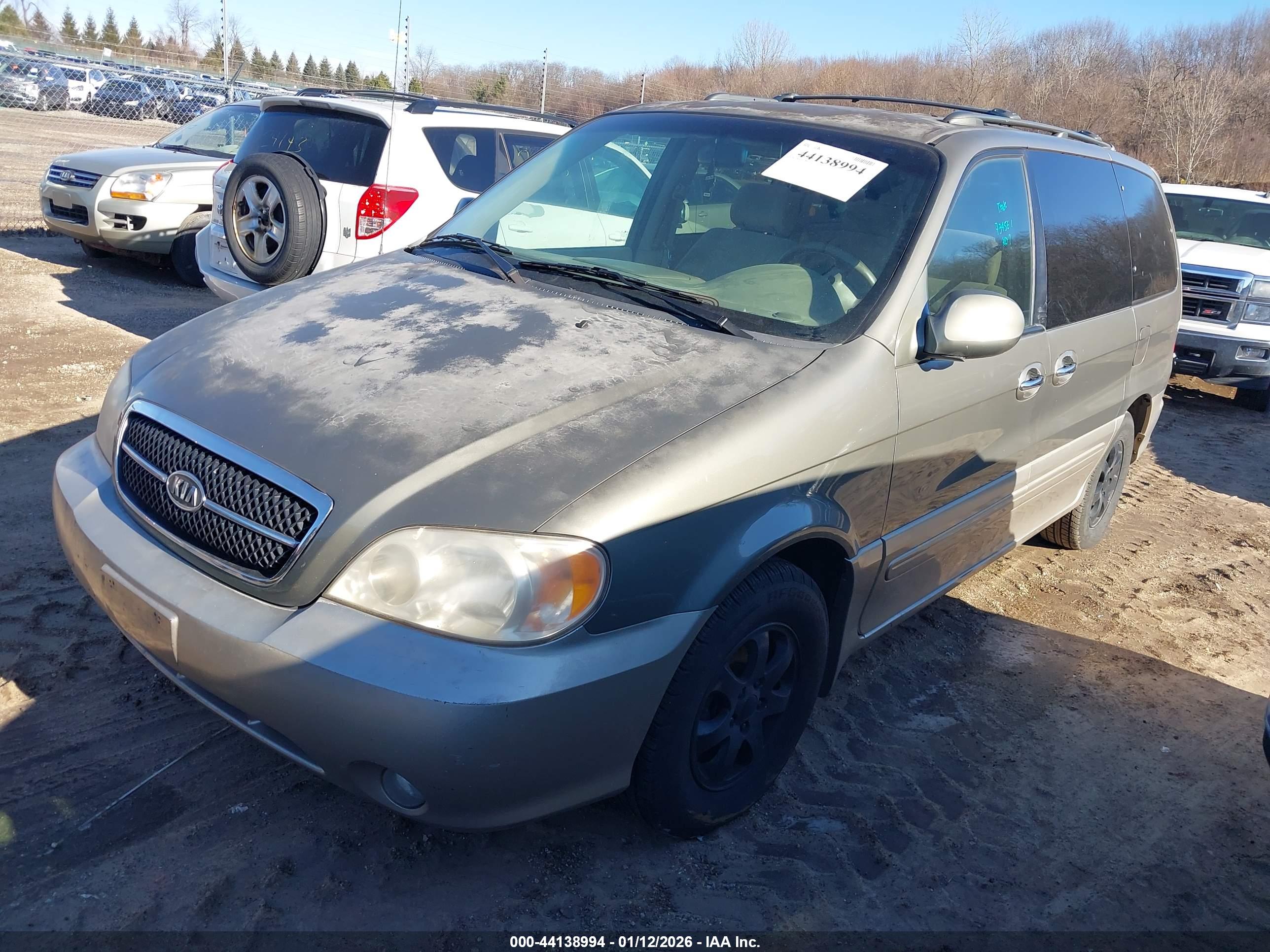 KIA SEDONA image 2