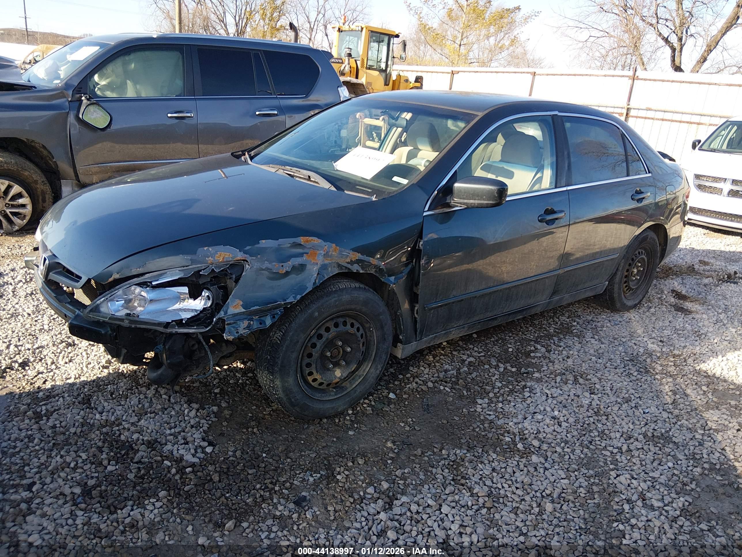 HONDA ACCORD image 2