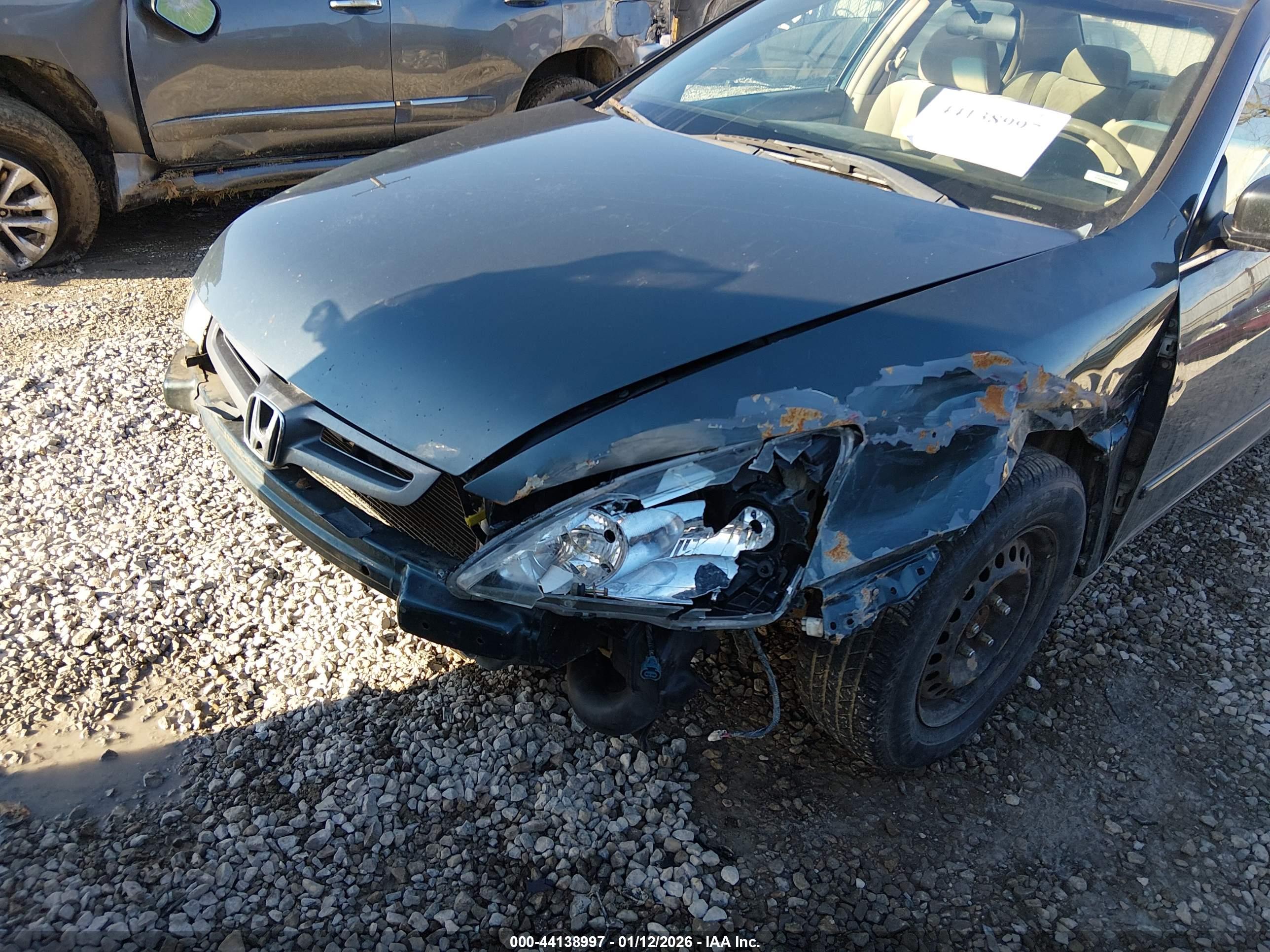HONDA ACCORD image 6