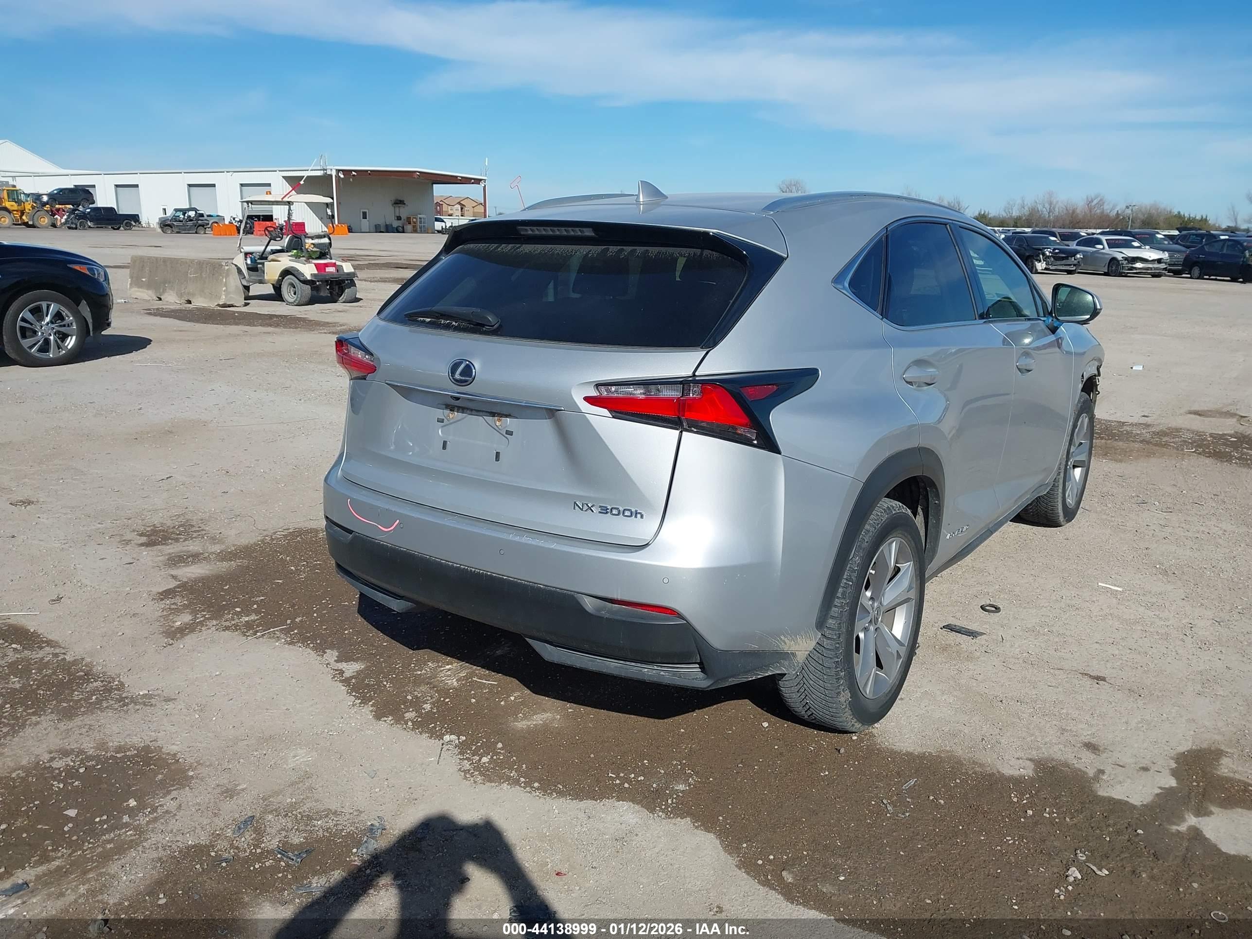 LEXUS NX image 4