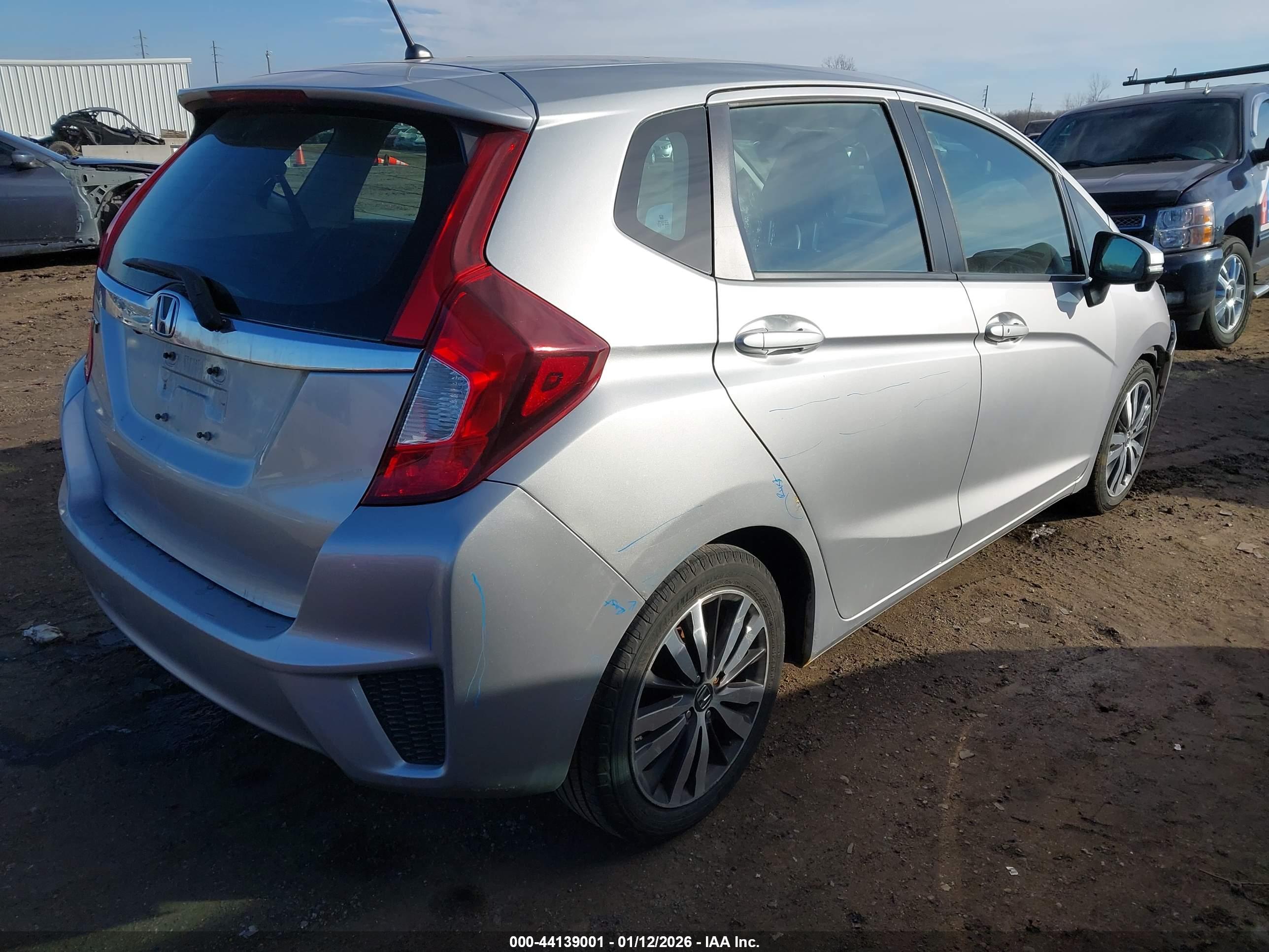 HONDA FIT image 4