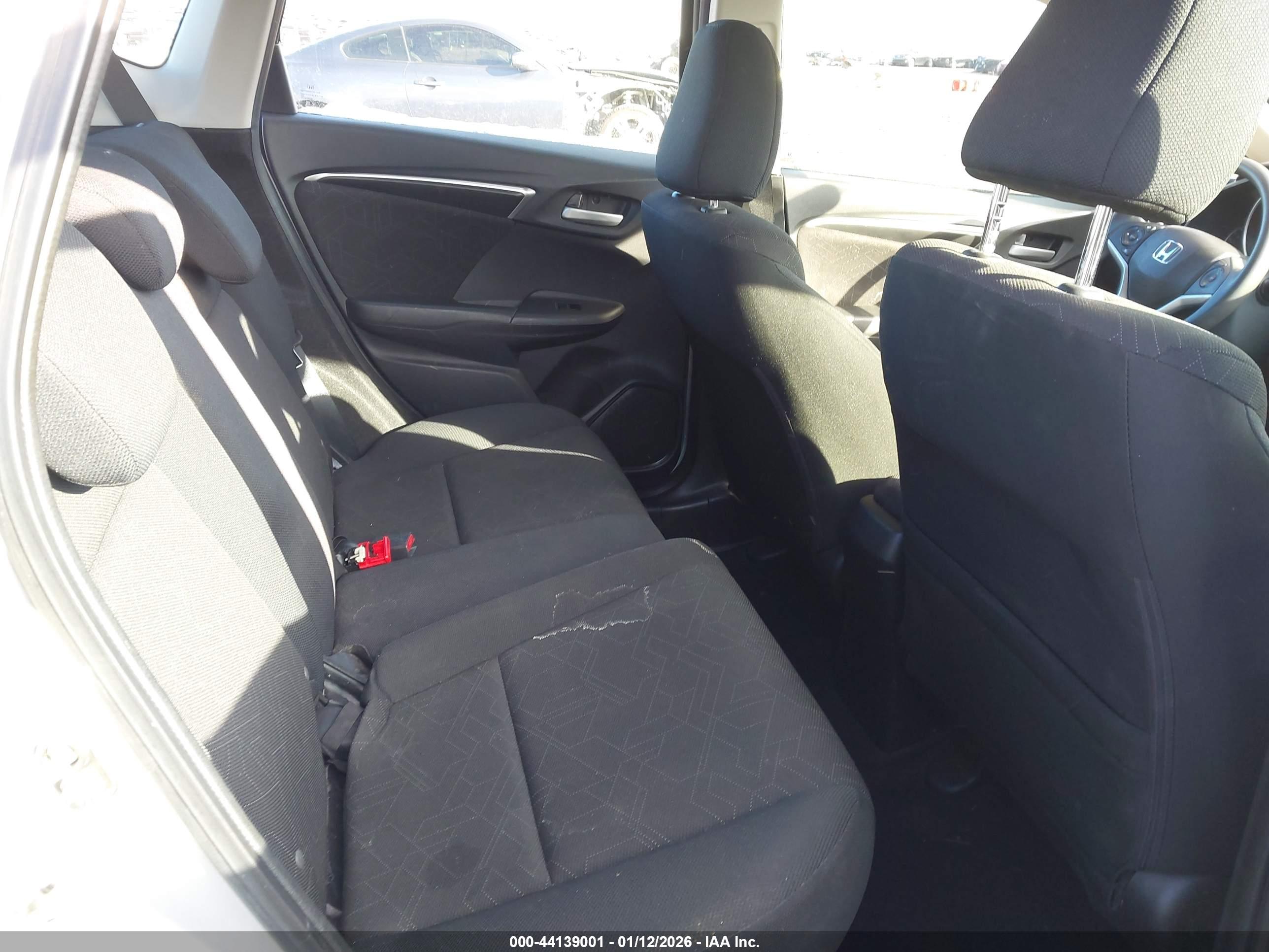 HONDA FIT image 8