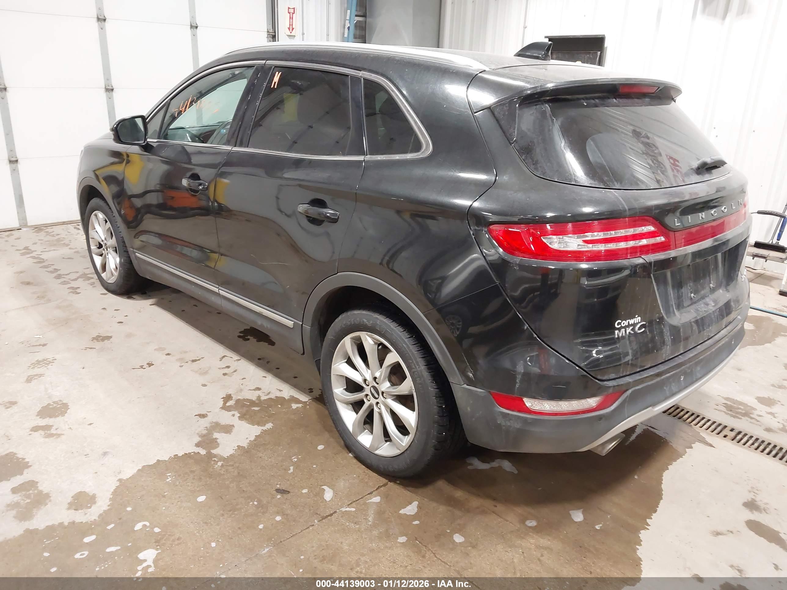 LINCOLN MKC image 3