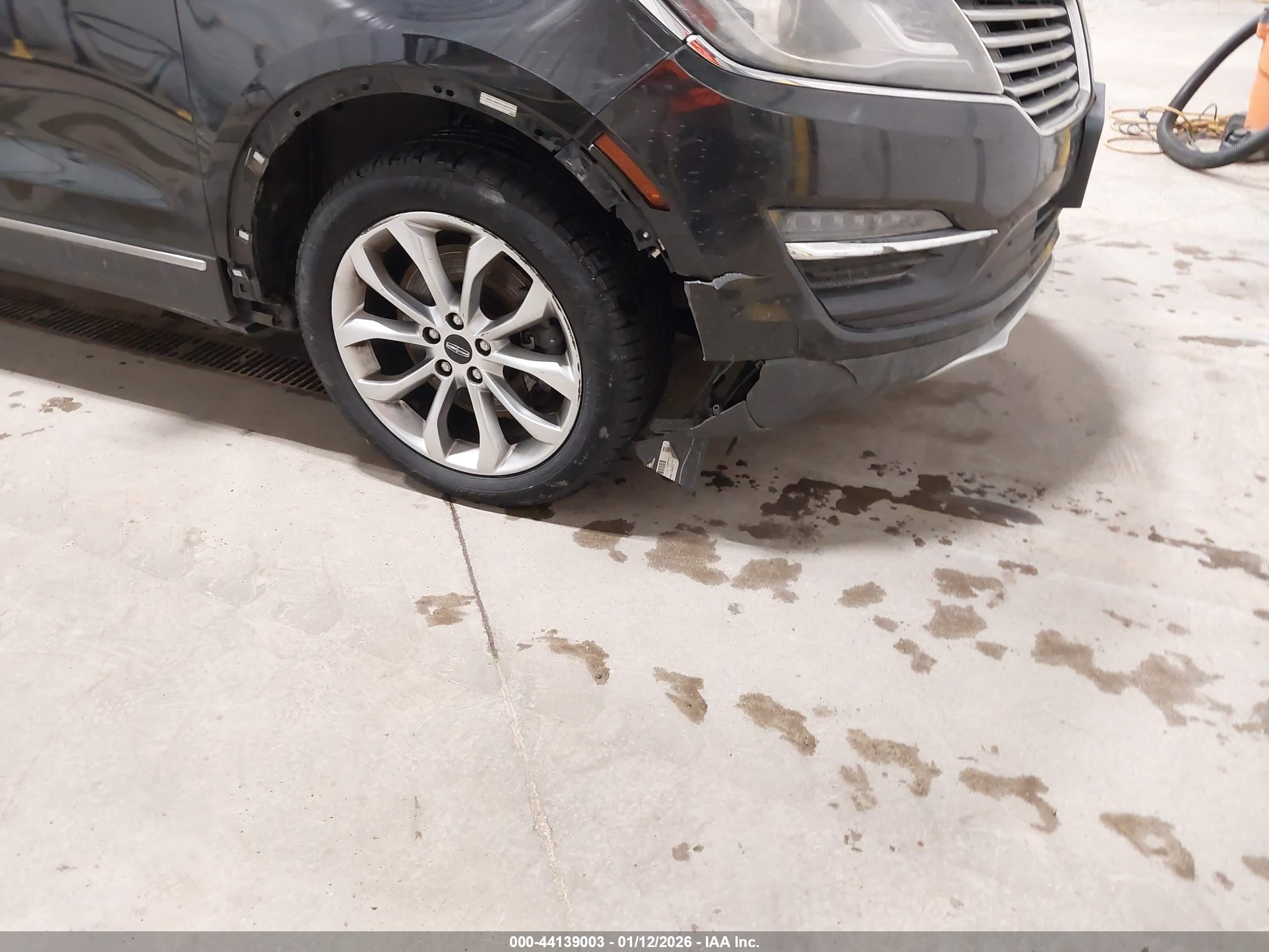 LINCOLN MKC image 6