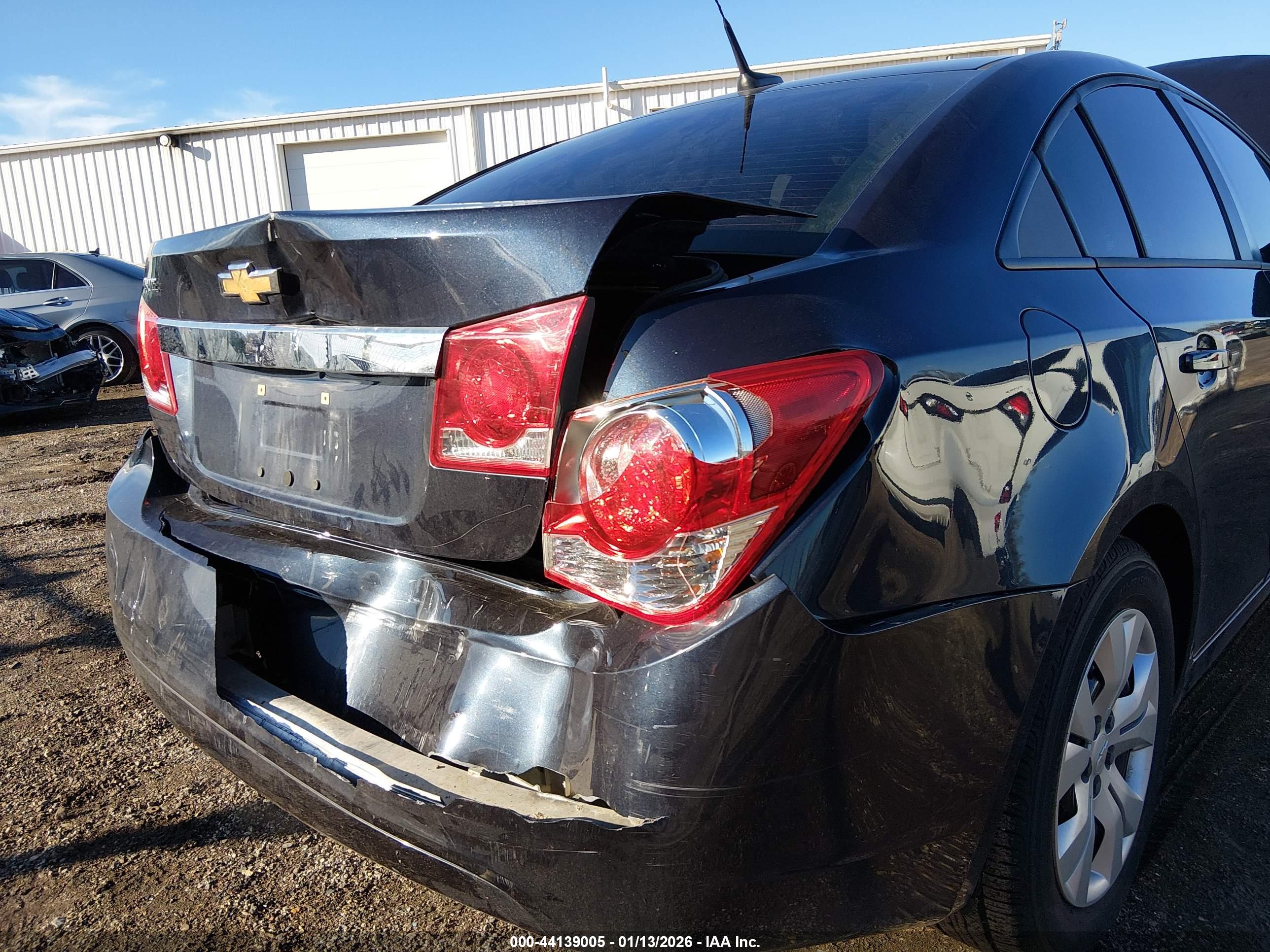 CHEVROLET CRUZE image 6
